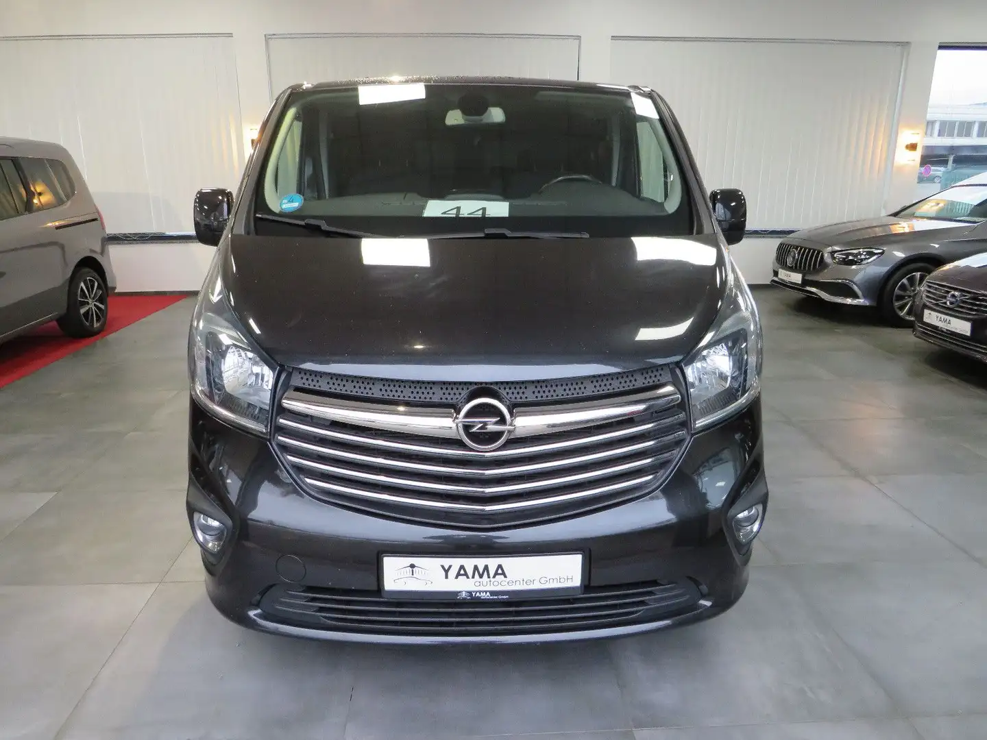 Opel Vivaro B 1.6 CDTi * 8-SITZER + KLIMA + EURO 6 * Schwarz - 2