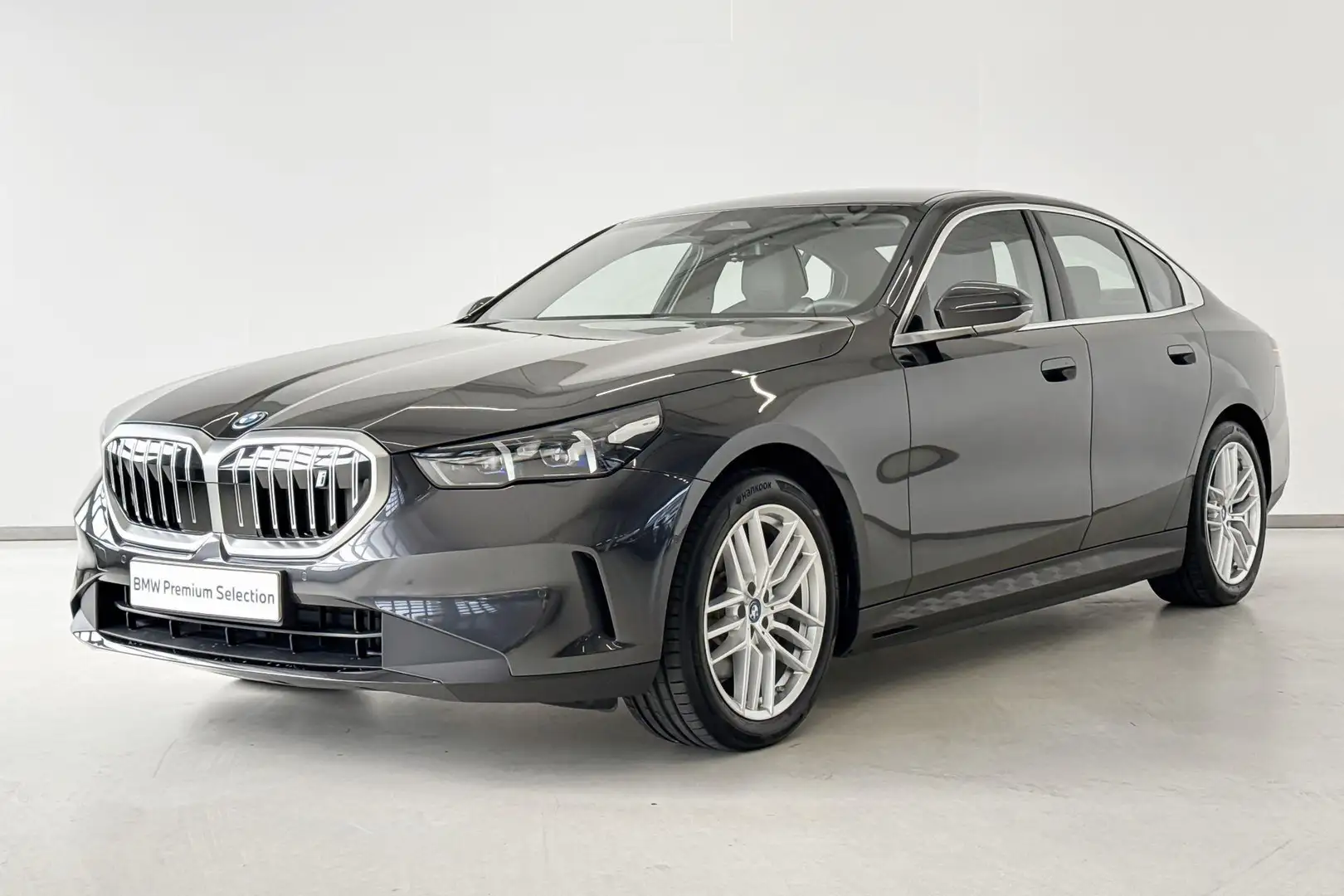 BMW i5 Sedan eDrive40 Business Edition Grijs - 2