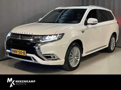 Mitsubishi Outlander 2.4 PHEV Instyle 18"/Trekhaak/LED/Leder/Zonnedak/S