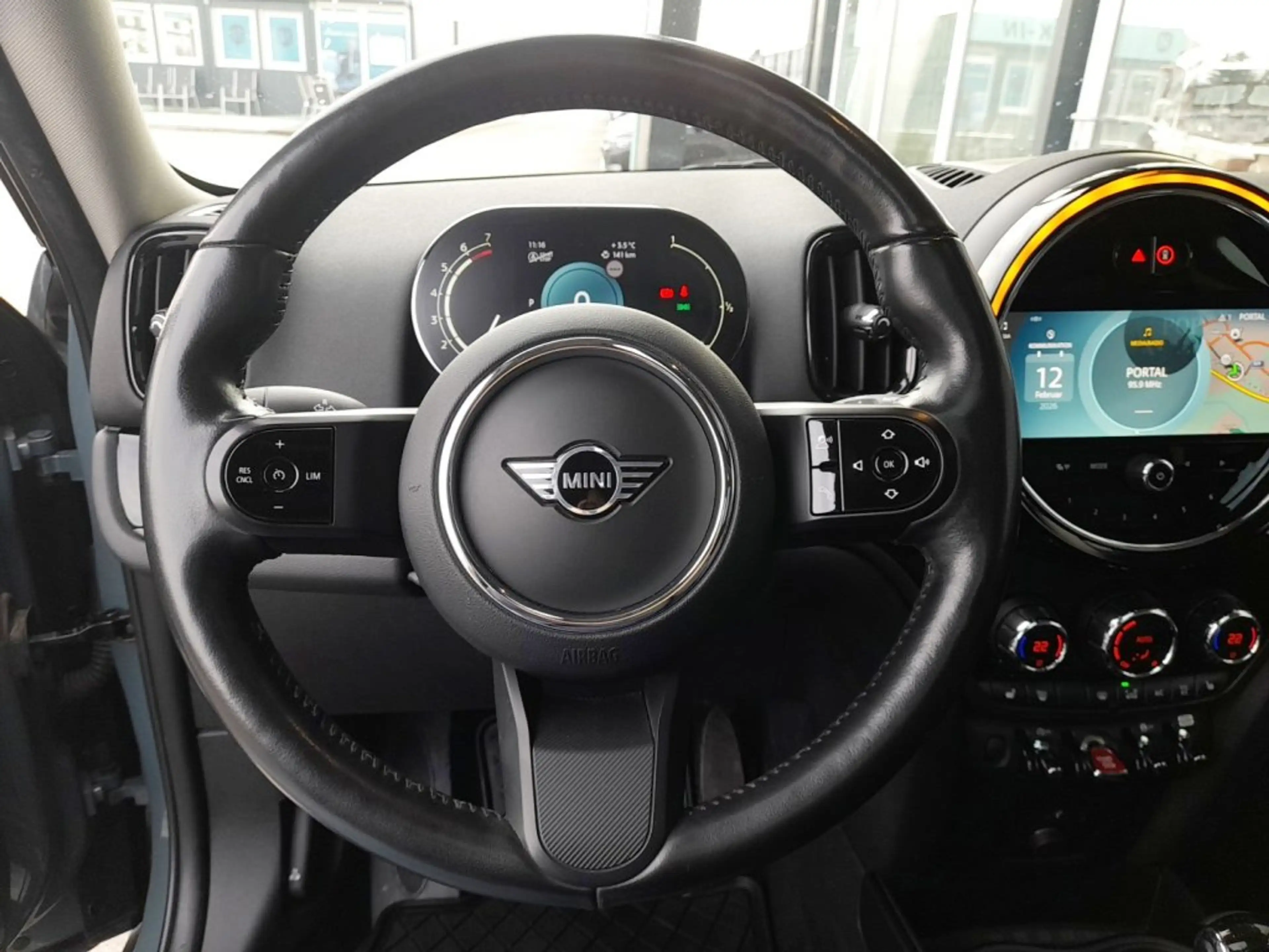 MINI Countryman C OOPER S Aut *SKY / VOLL LED + FLA / 18 ZOLL / NAVI / TEILLEDER / VIRTUELL / KAMERA* — photo 9