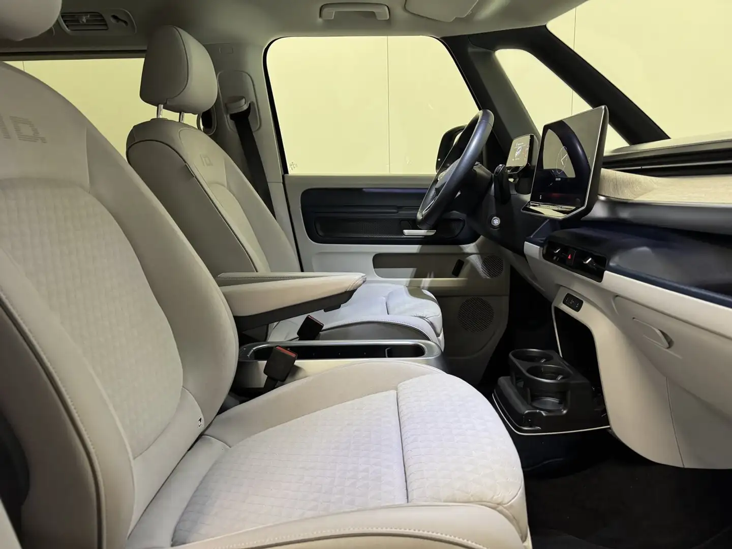 Volkswagen ID. Buzz Pro Long Range 86 kwh - 7 pl - 15 000KM! Nieuws... Azul - 2