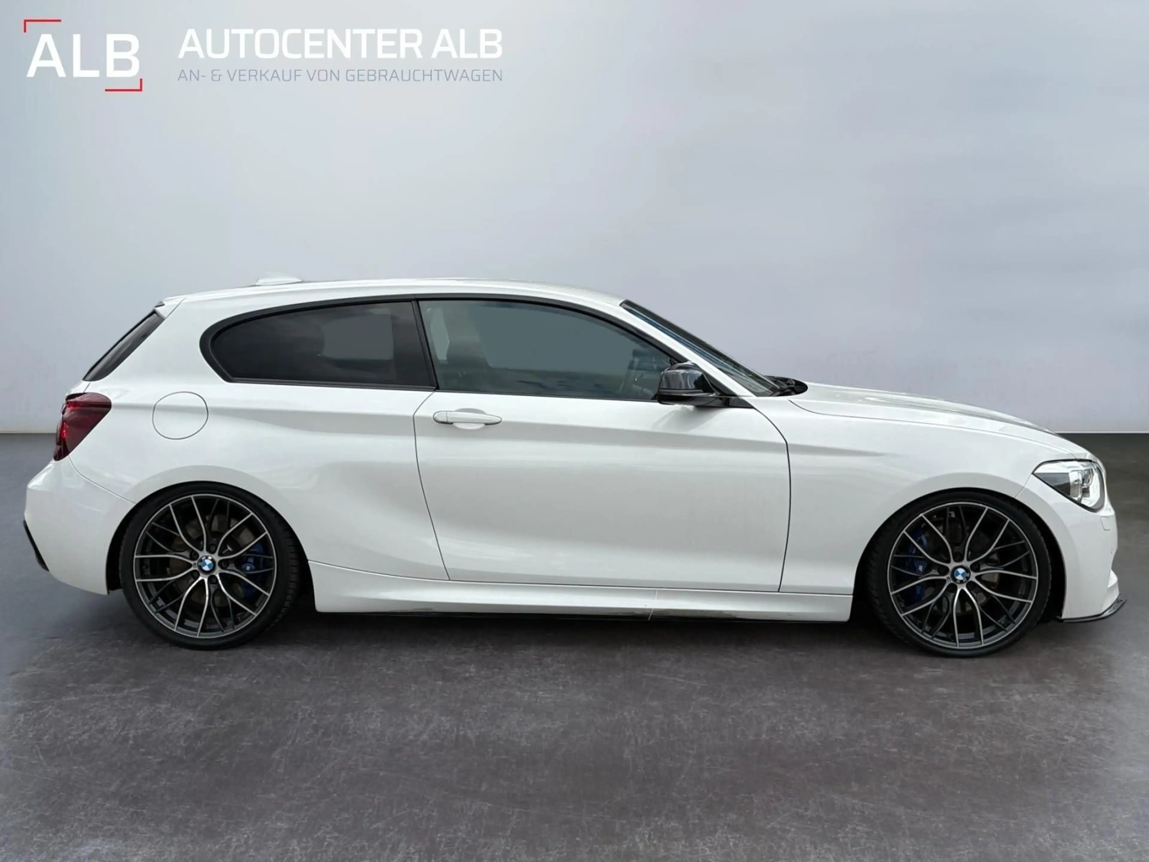 BMW 135 M135 i xDrive/M-SPORT/AUTOMATIK/NAVI/XENON/ — photo 7