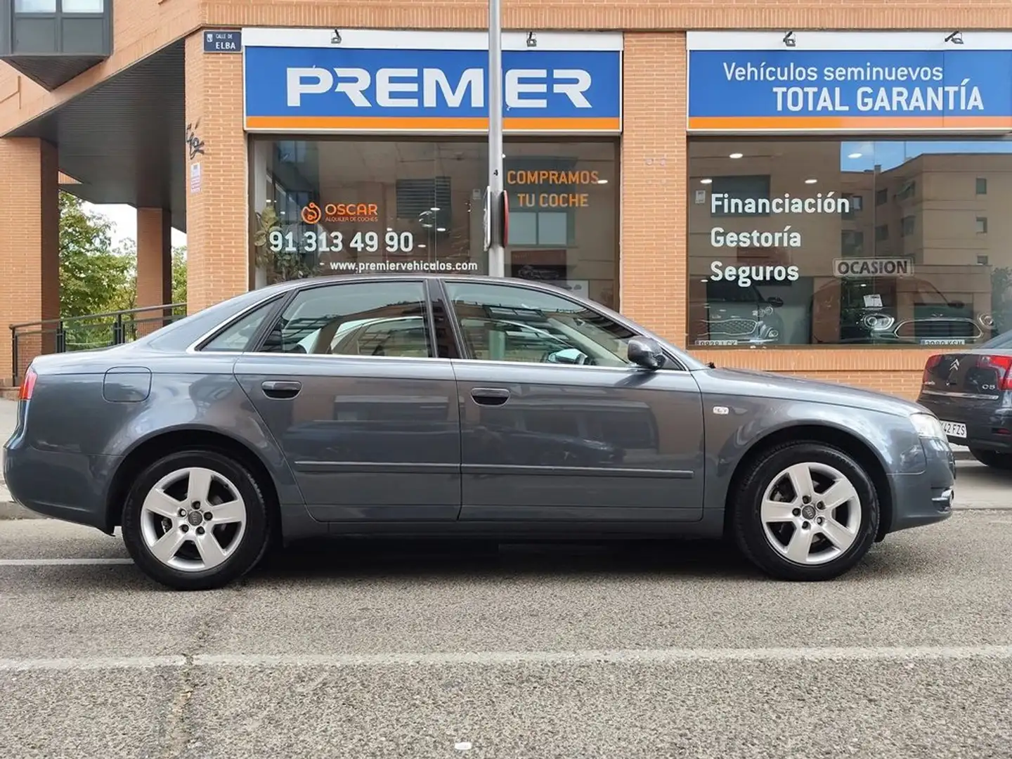 Audi A4 2.0 TDI Gris - 1