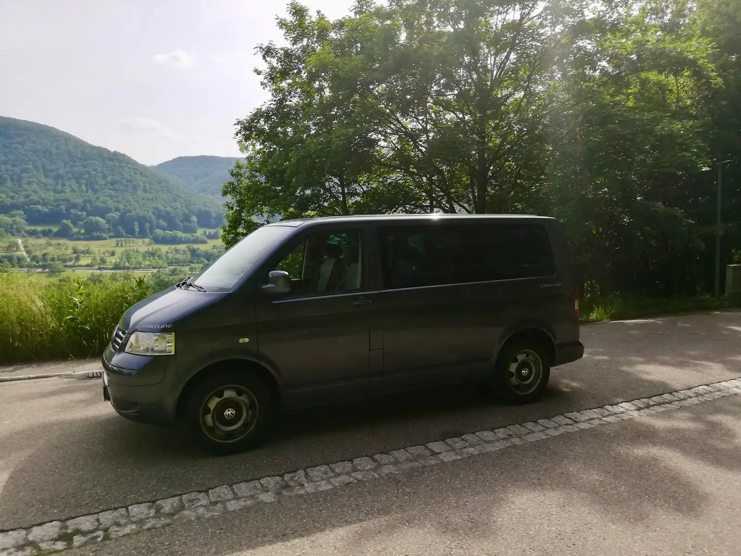 Volkswagen T5 Multivan Multivan DPF Startline Gris - 1
