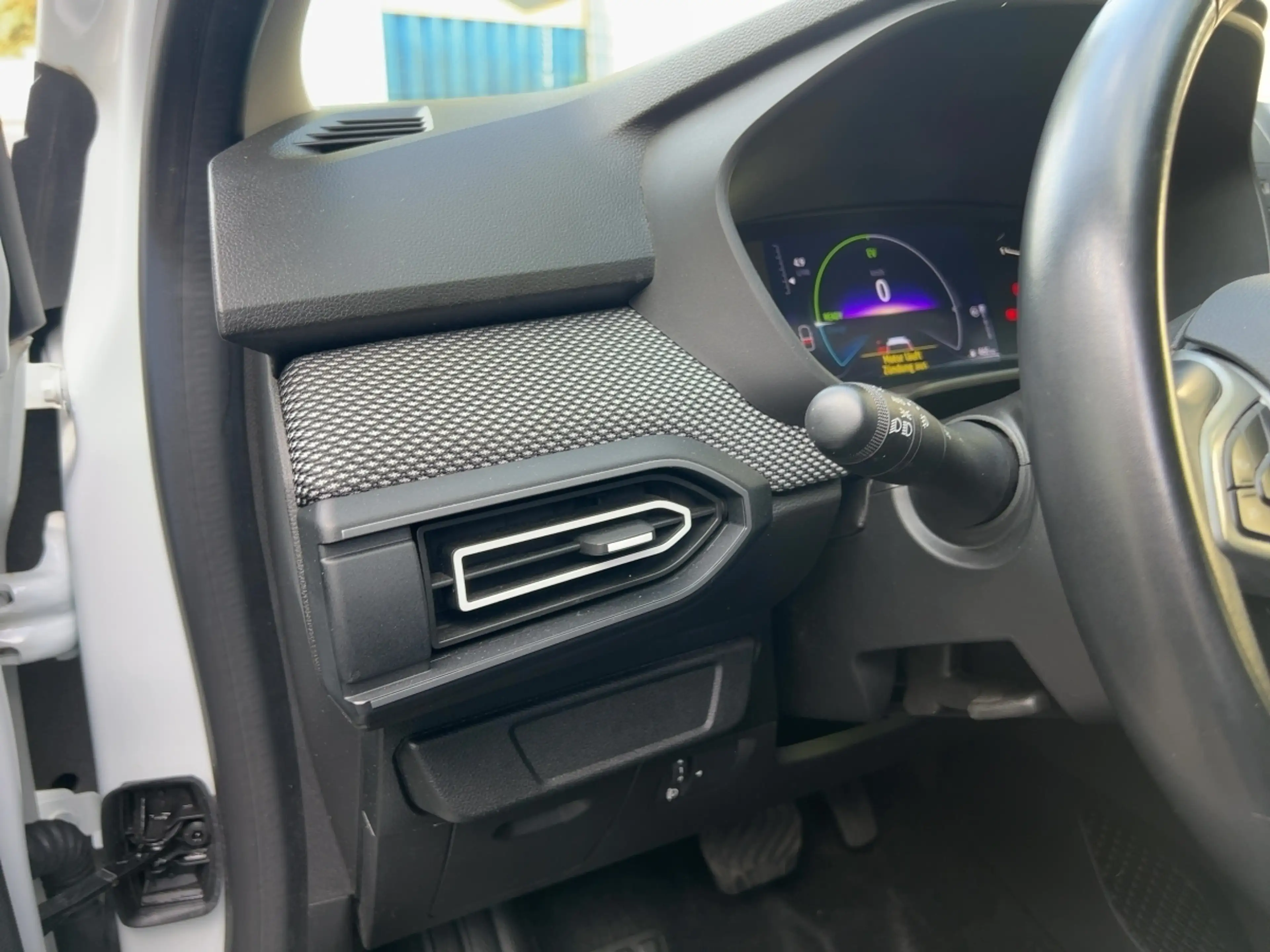 Dacia Jogger Expression Hybrid 140 7-Sitzer PDC KLIMA BT — photo 13