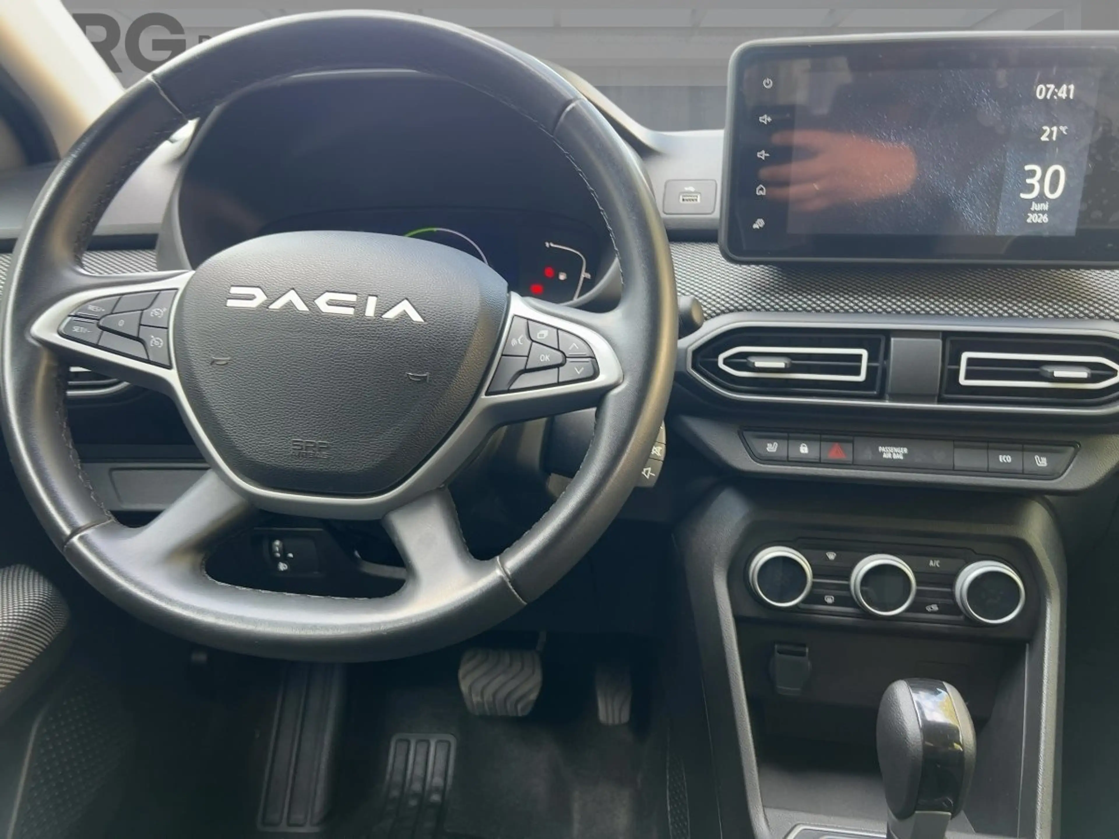 Dacia Jogger Expression Hybrid 140 7-Sitzer PDC KLIMA BT — photo 10