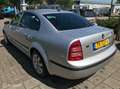 Skoda Superb - 2.8 V6 Comfort !!MOTOR DEFECT !! Grijs - thumbnail 4