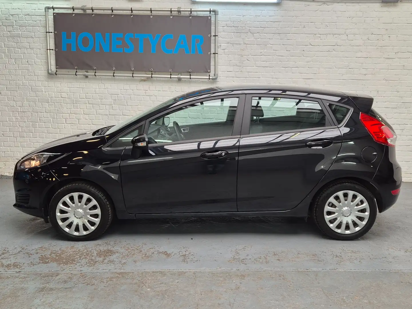 Ford Fiesta 1.0i 1Prop. - 40.000km - Très propre - Garantie Noir - 2