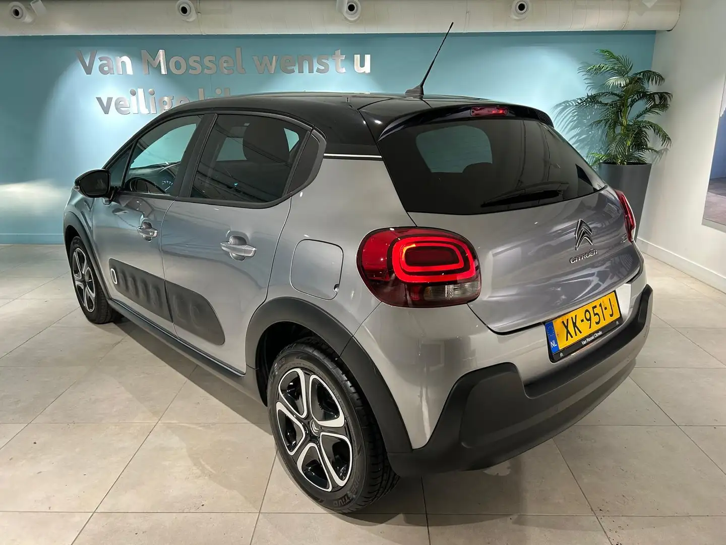 Citroen C3 1.2 PureTech S&S Feel Edition | Climate control | Gris - 2