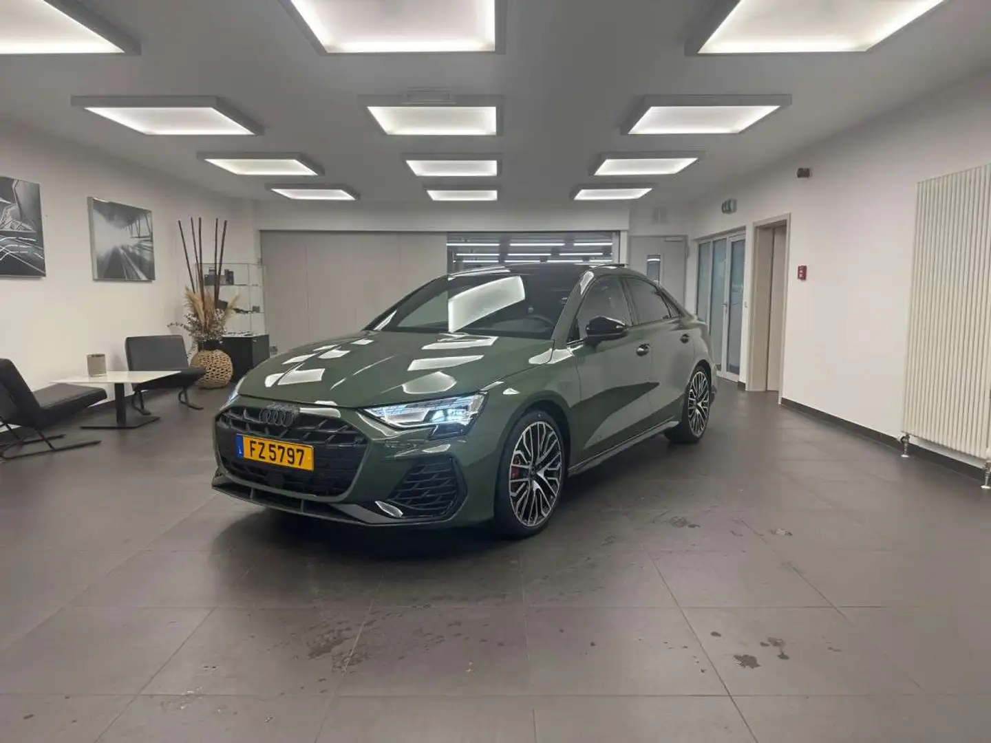 Audi S3 Limousine TFSI 245 (333) kW (ch) quattro Noir - 1