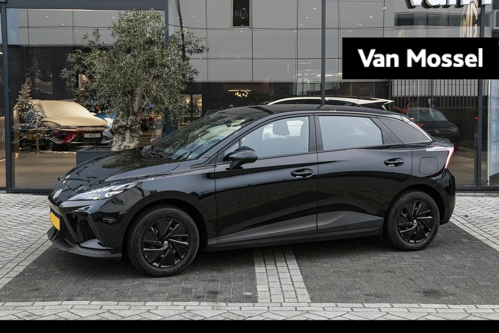 MG MG4 Electric Standard 51 kWh | 350 km WLTP | Apple Car Zwart - 1