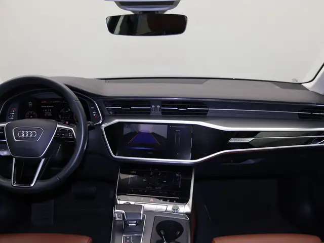 Audi A6 view 10