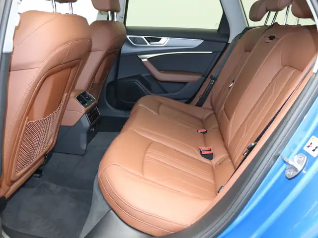 Audi A6 view 13