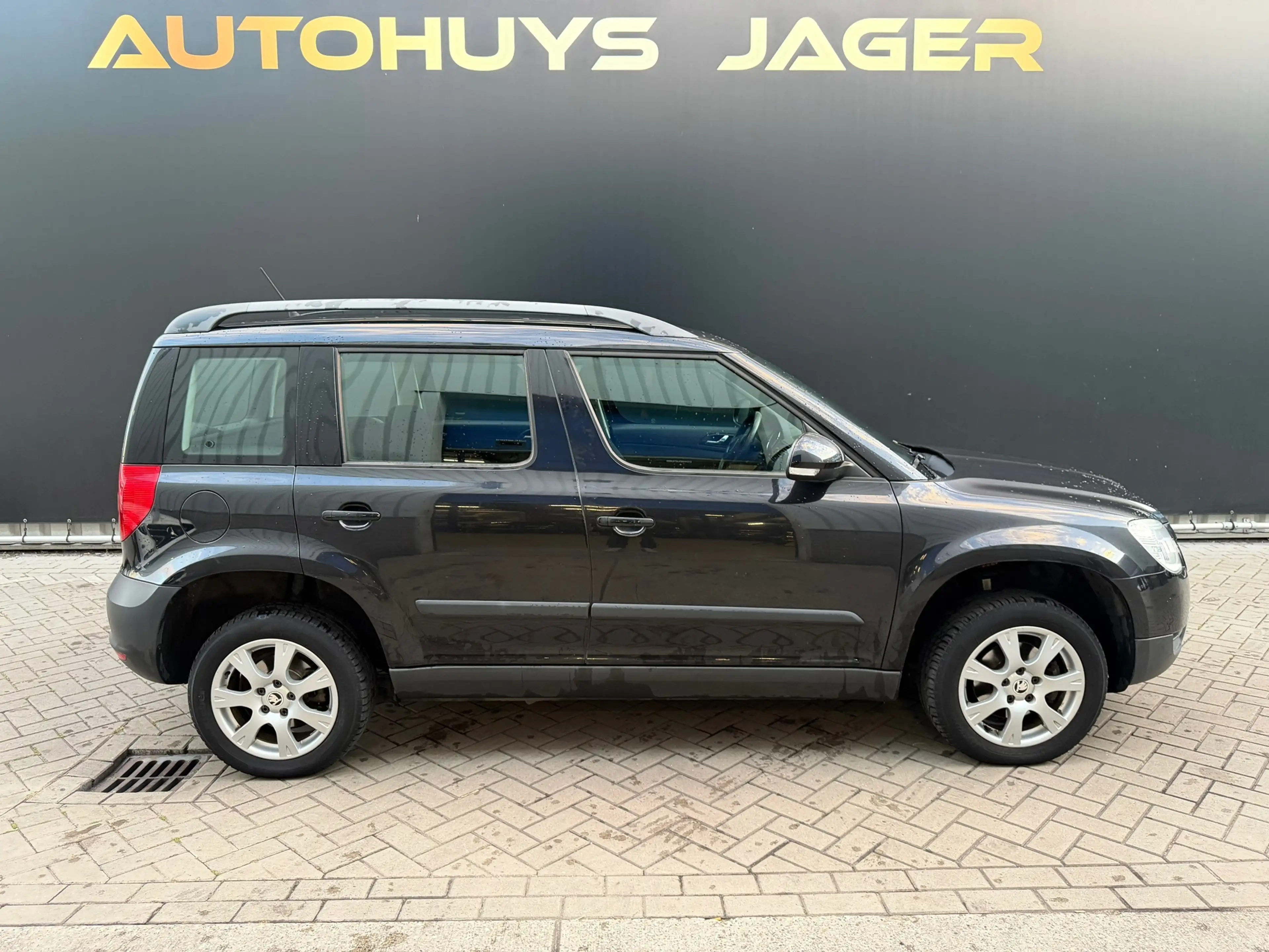 Skoda Yeti 1.8 TSI Ambition 4x4 — photo 7