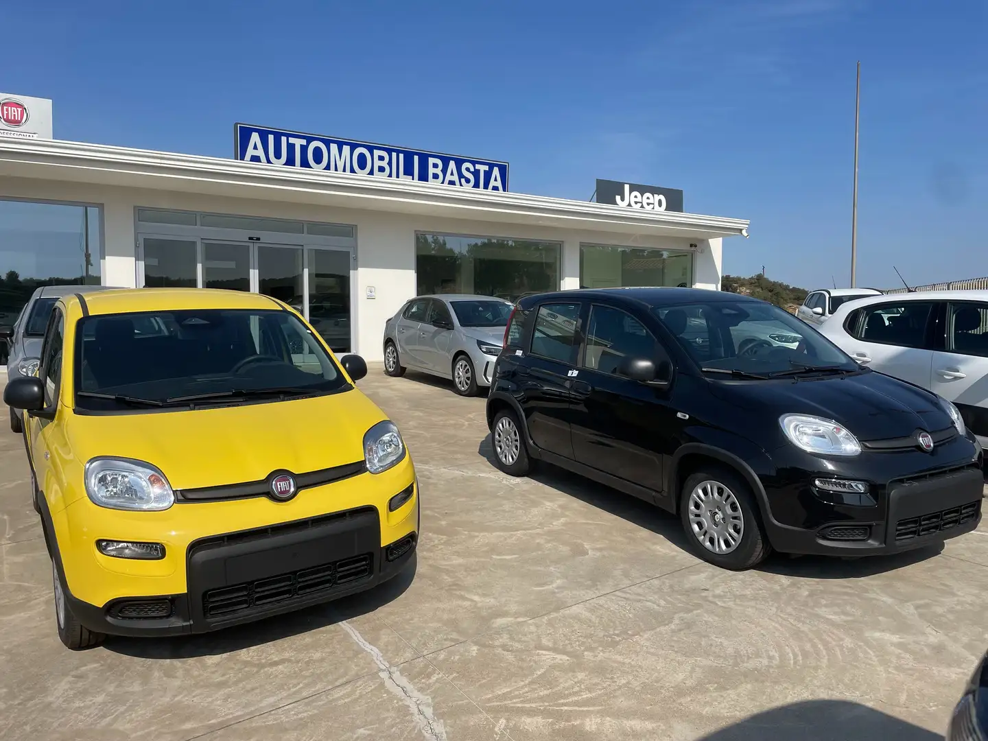 Fiat Panda 1.0 Hybrid (Nuova con Rottamazione) Jaune - 1