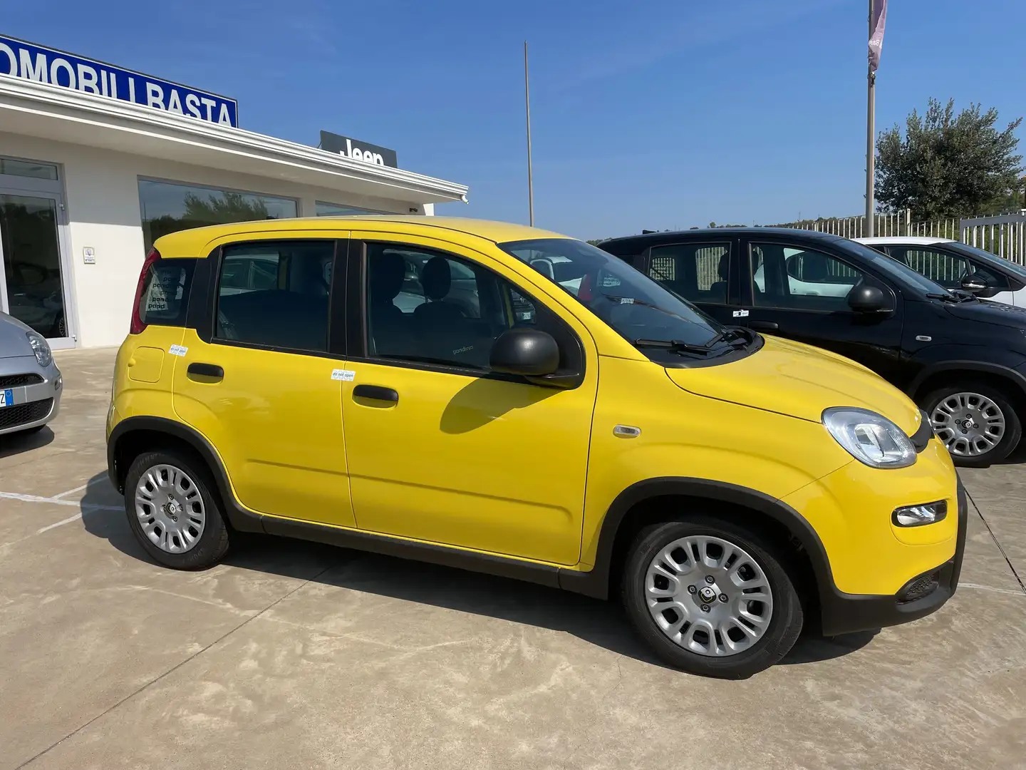 Fiat Panda 1.0 Hybrid (Nuova con Rottamazione) Jaune - 2