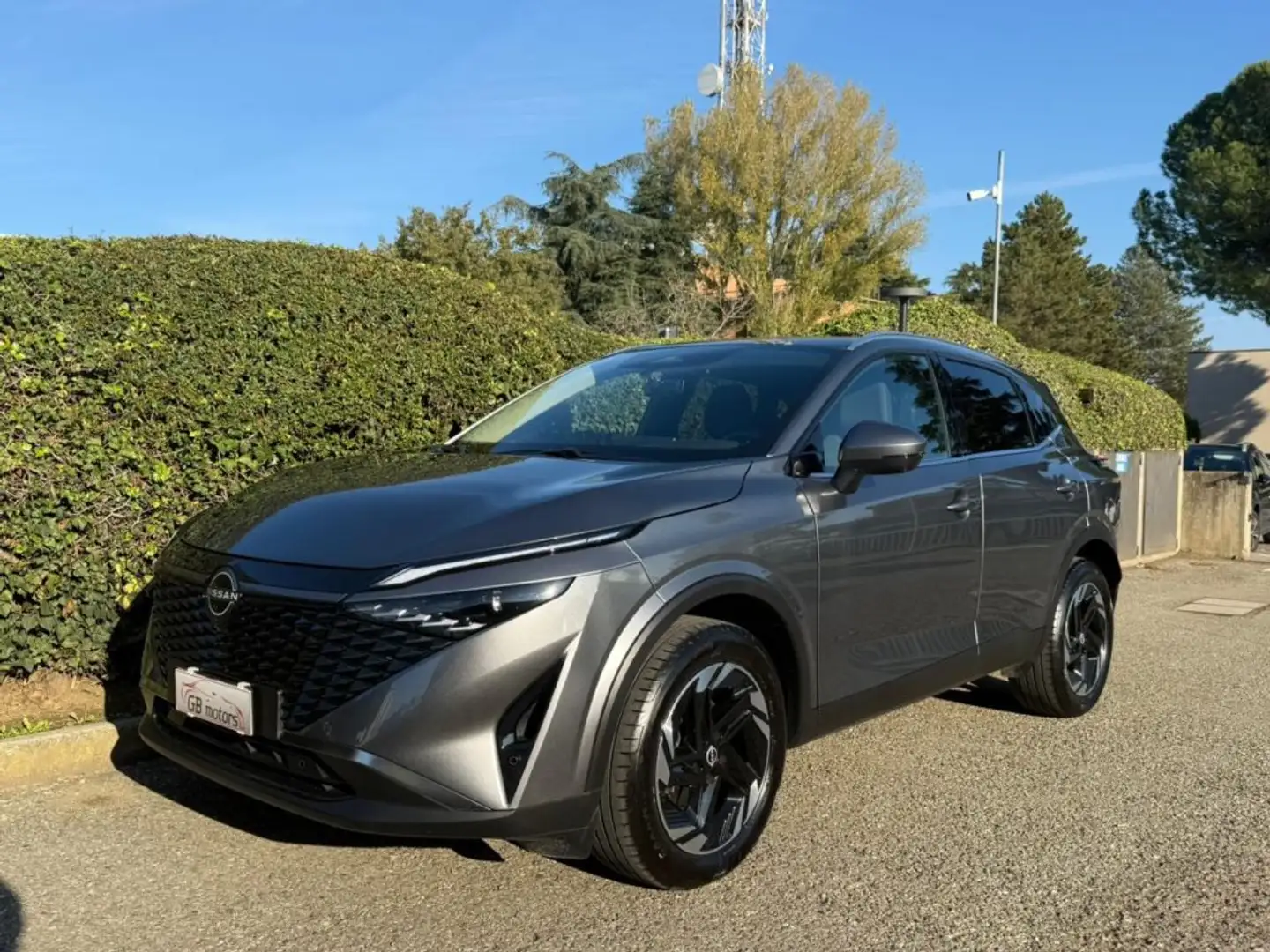 Nissan Qashqai MHEV 158 CV Xtronic N-Connecta NAVI - LED - ACC Gris - 1