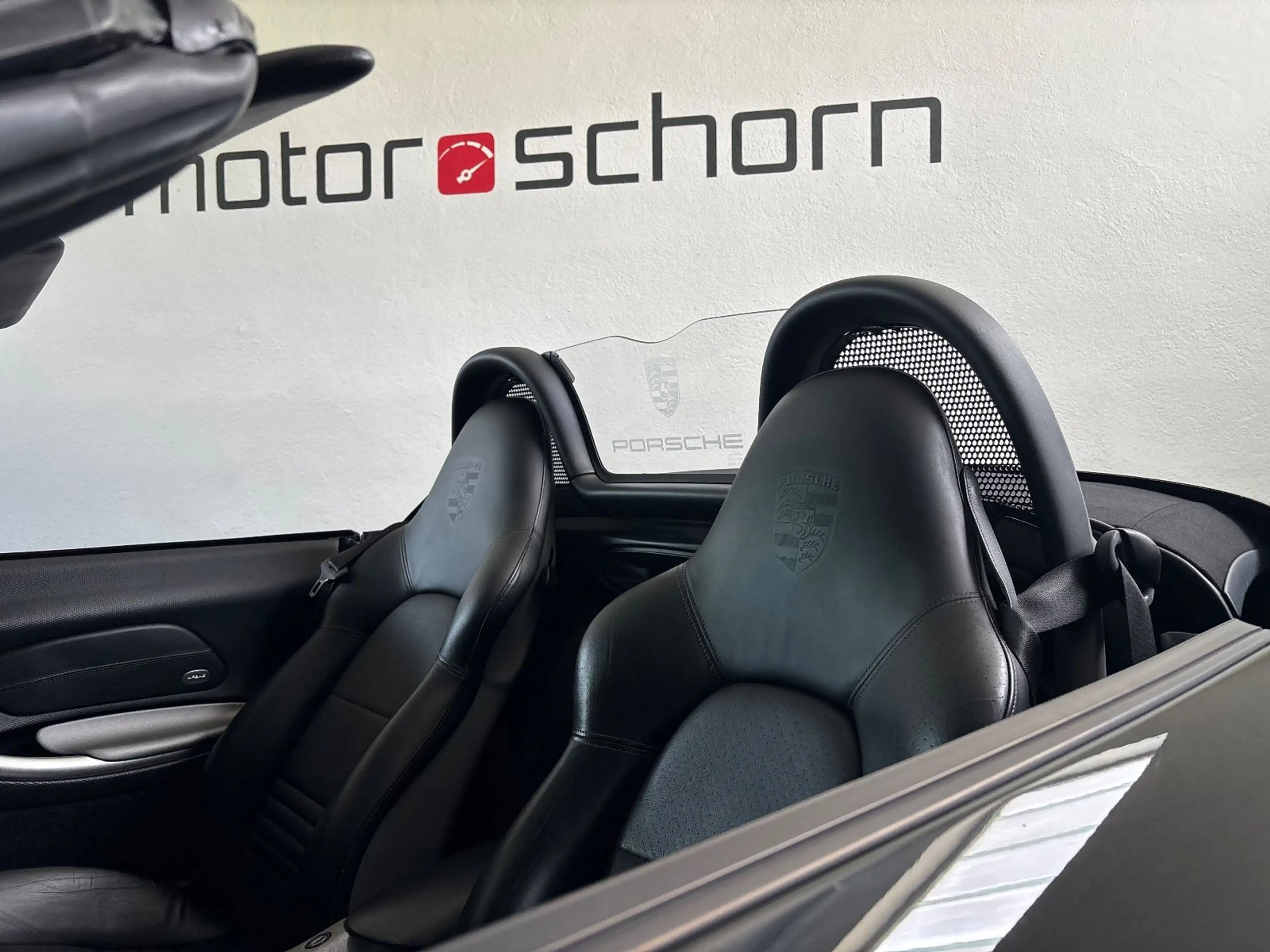 Porsche Boxster S 986 Youngtimer mit PORSCHE ClassicCard — photo 11