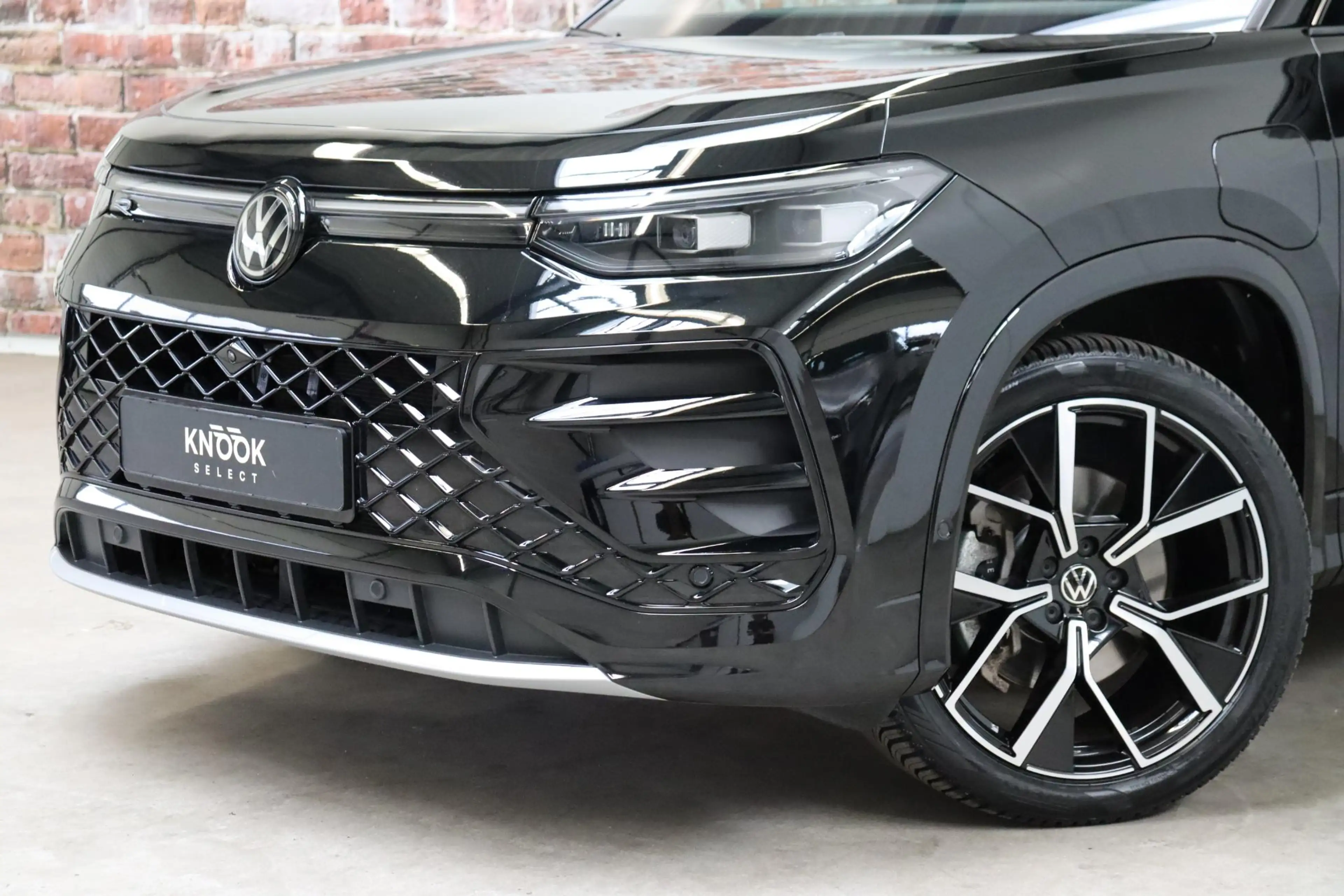 Volkswagen Tayron 1.5 eHybrid R-Line Edition / Panoramadak / Trekhaa — photo 2