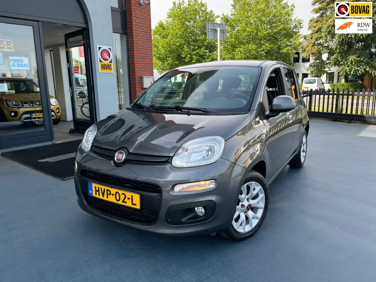 Fiat Panda 1.2 Lounge AIRCO LMV STOELVERWARMING Gris - 1