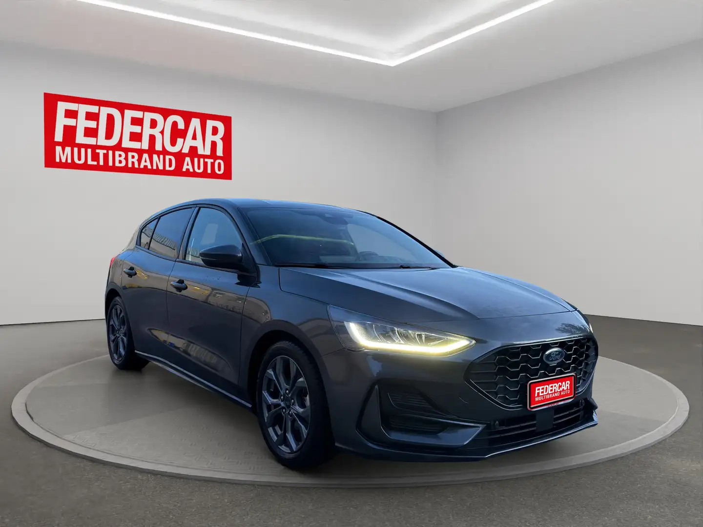 Ford Focus 1.5 ecoblue ST-Line 115cv auto Gris - 1