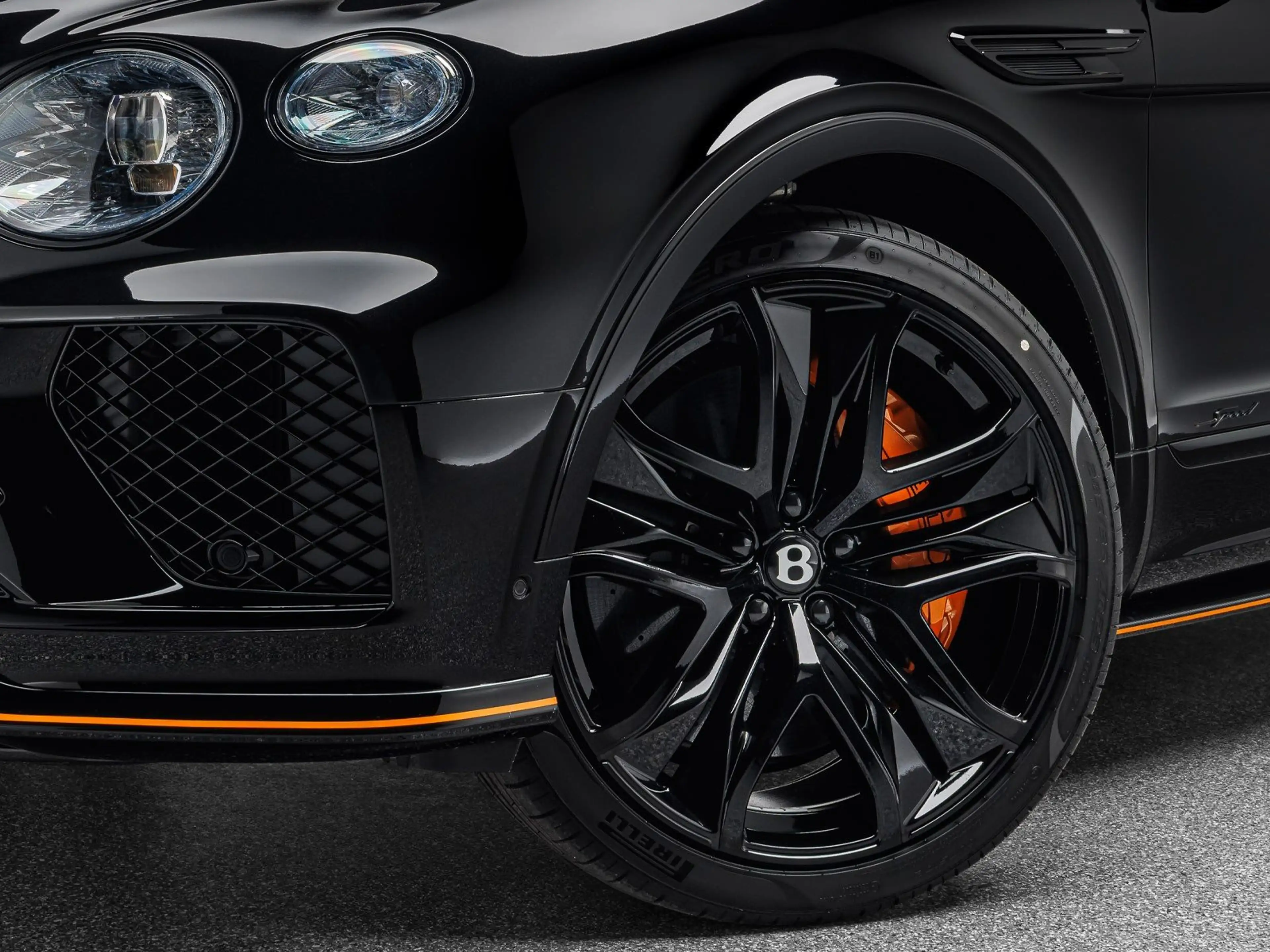 Bentley Bentayga Speed / Akrapovic / Keramik — photo 7