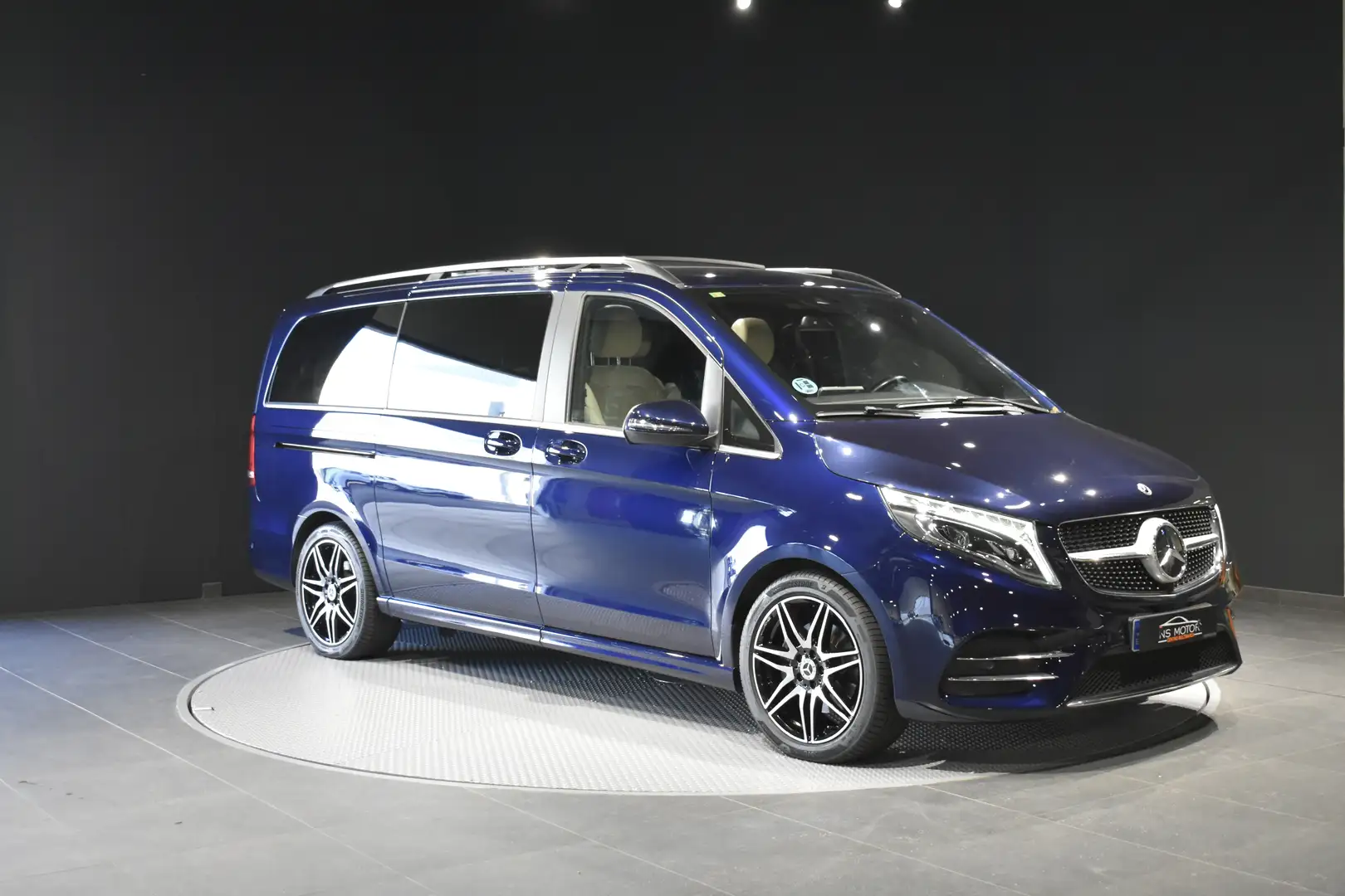 Mercedes-Benz V 250d Largo Avantgarde Azul - 2