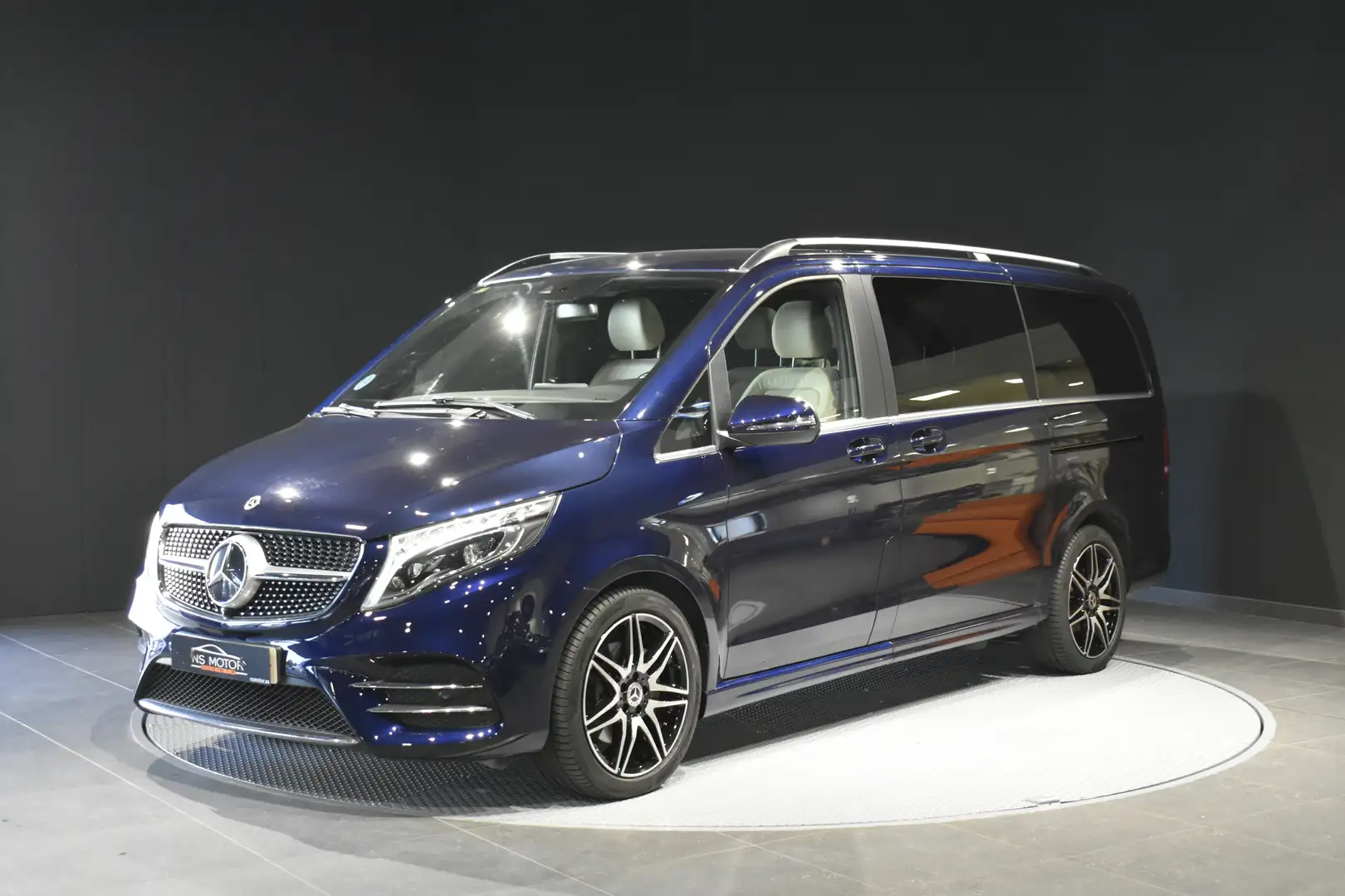 Mercedes-Benz V 250d Largo Avantgarde Azul - 1