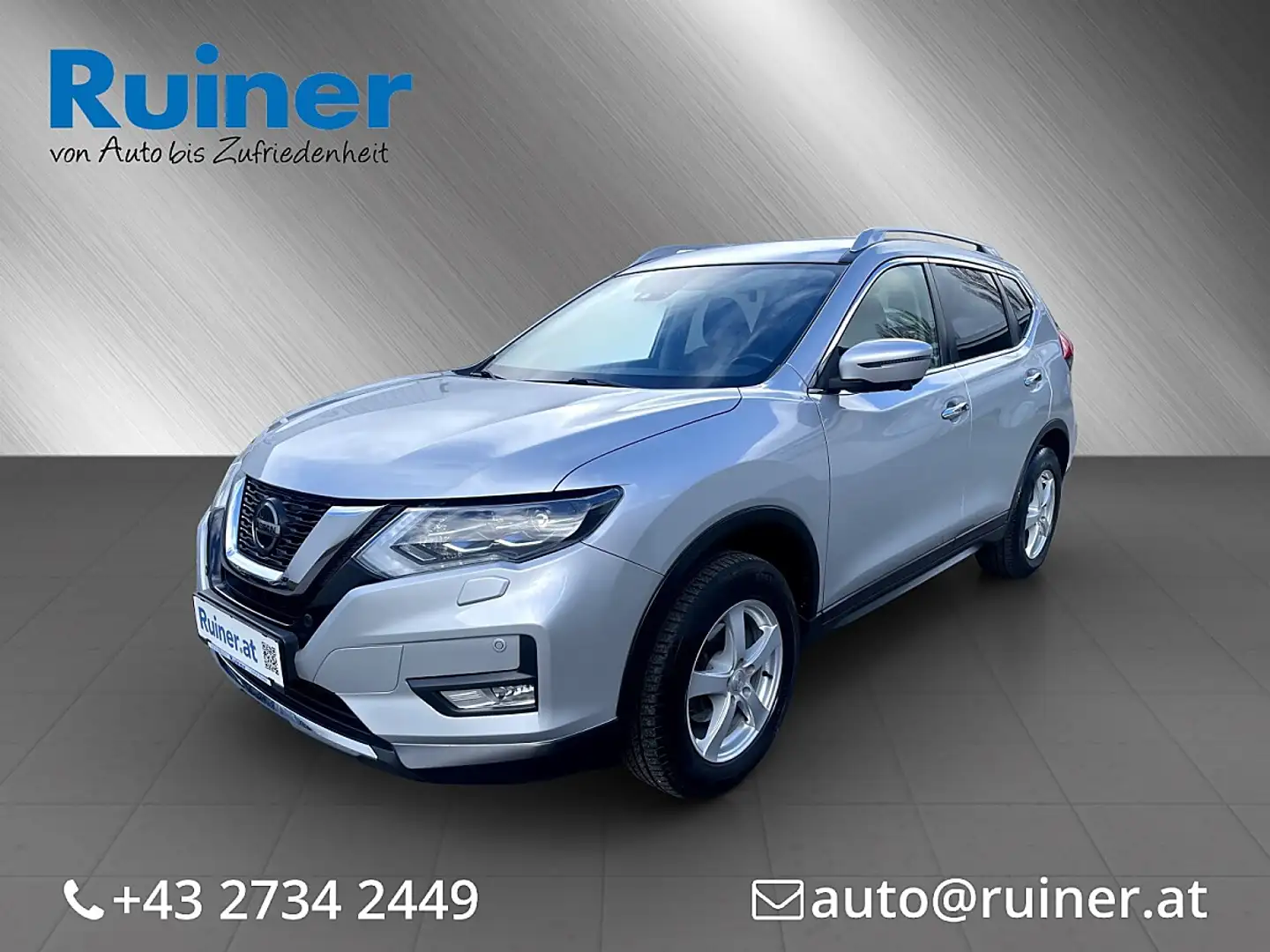 Nissan X-Trail X-TRAIL 1,3 DIG-T N-Connecta Aut. Silber - 1