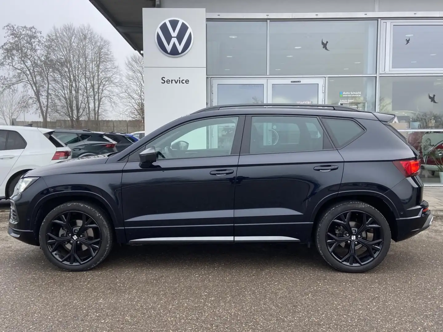 SEAT Ateca 2.0 TSI DSG 4-DRIVE FR-Line AHK+PANO+SAFE- Schwarz - 2