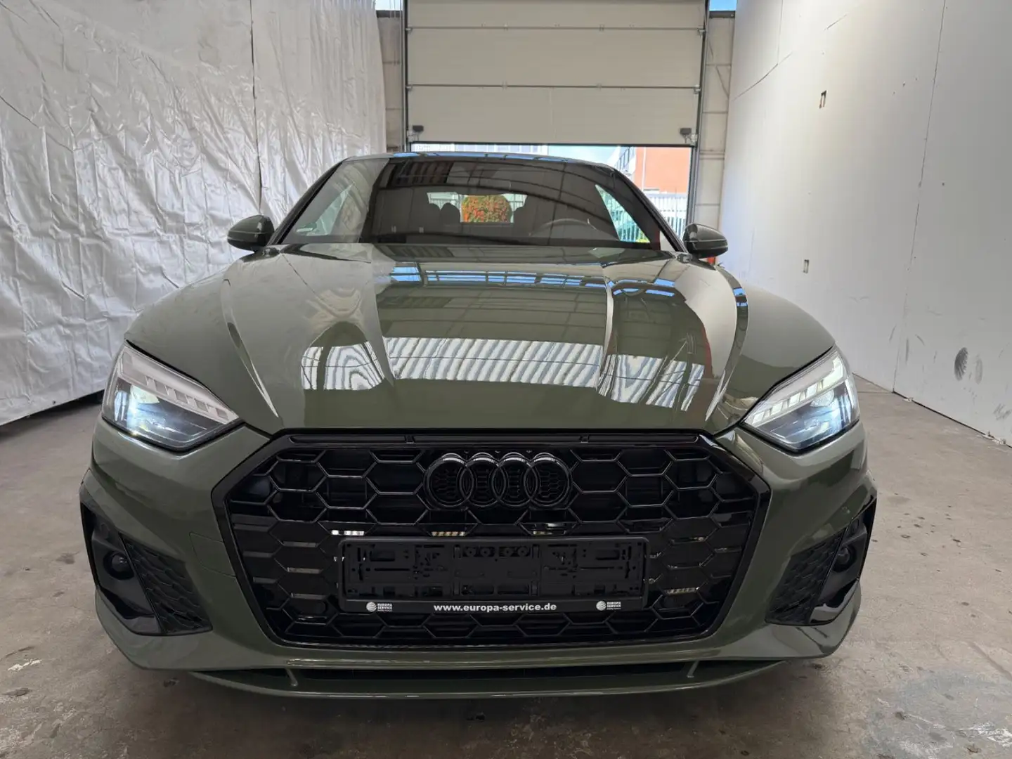 Audi A5 Coupe40TFSI S-line Matrix SportSi Alcanta 20z Grün - 2
