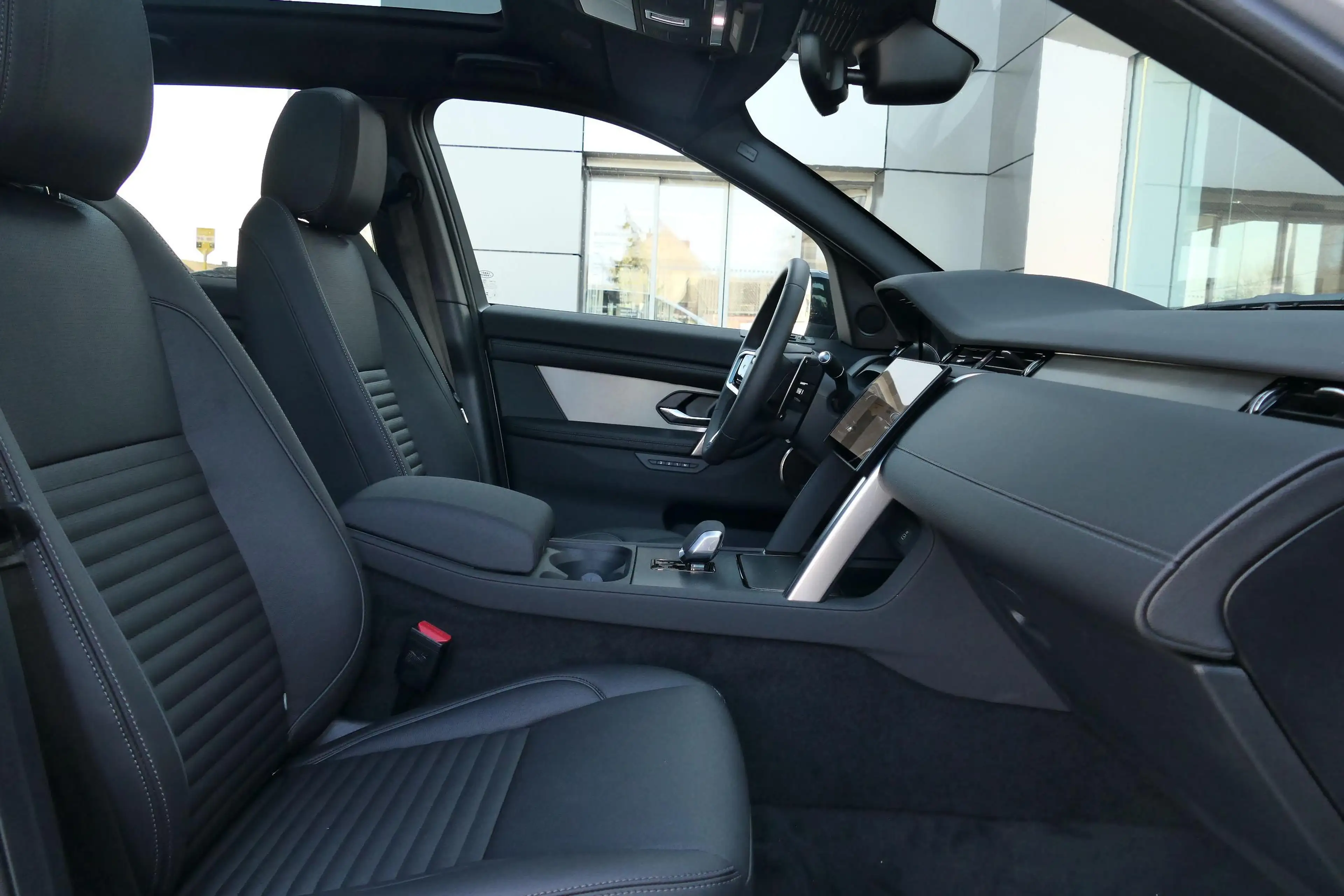 Land Rover Discovery Sport D200 Dynamic SE AWD Auto. 25.5 — photo 8