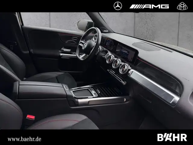 Mercedes-Benz GLB view 5