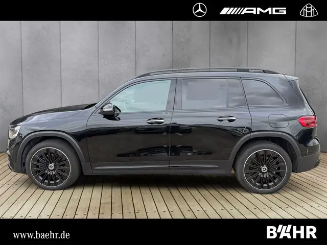 Mercedes-Benz GLB view 2