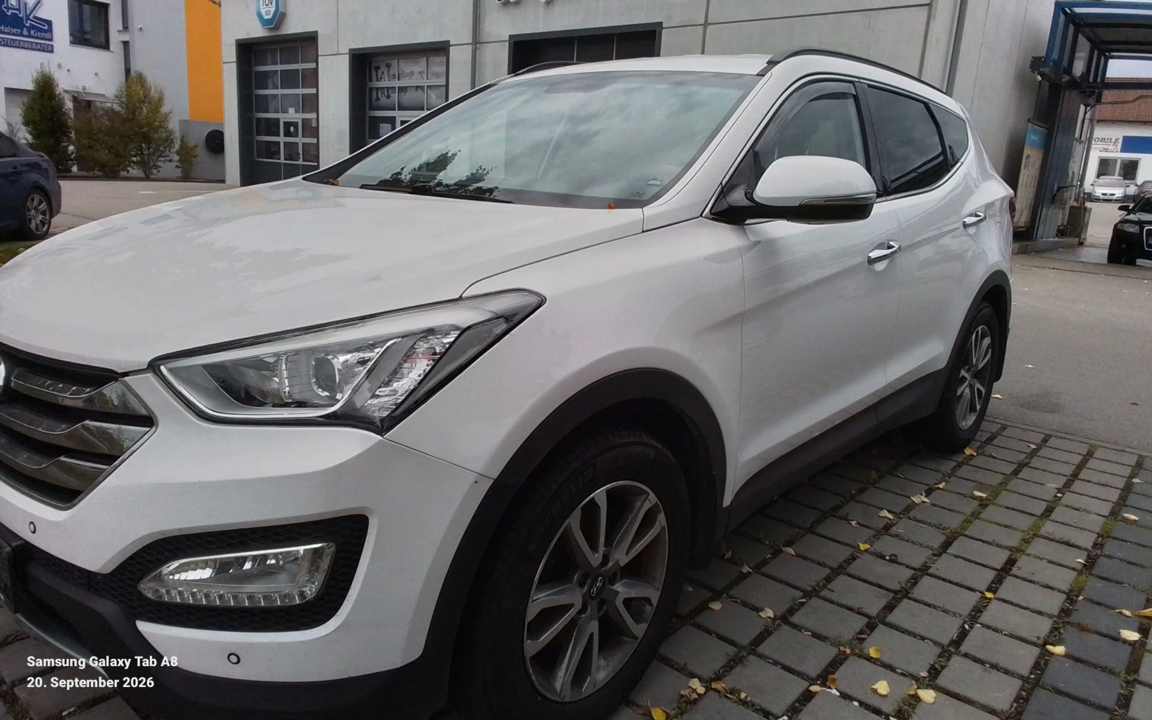 Hyundai SANTA FE Premium 4WD — photo 2