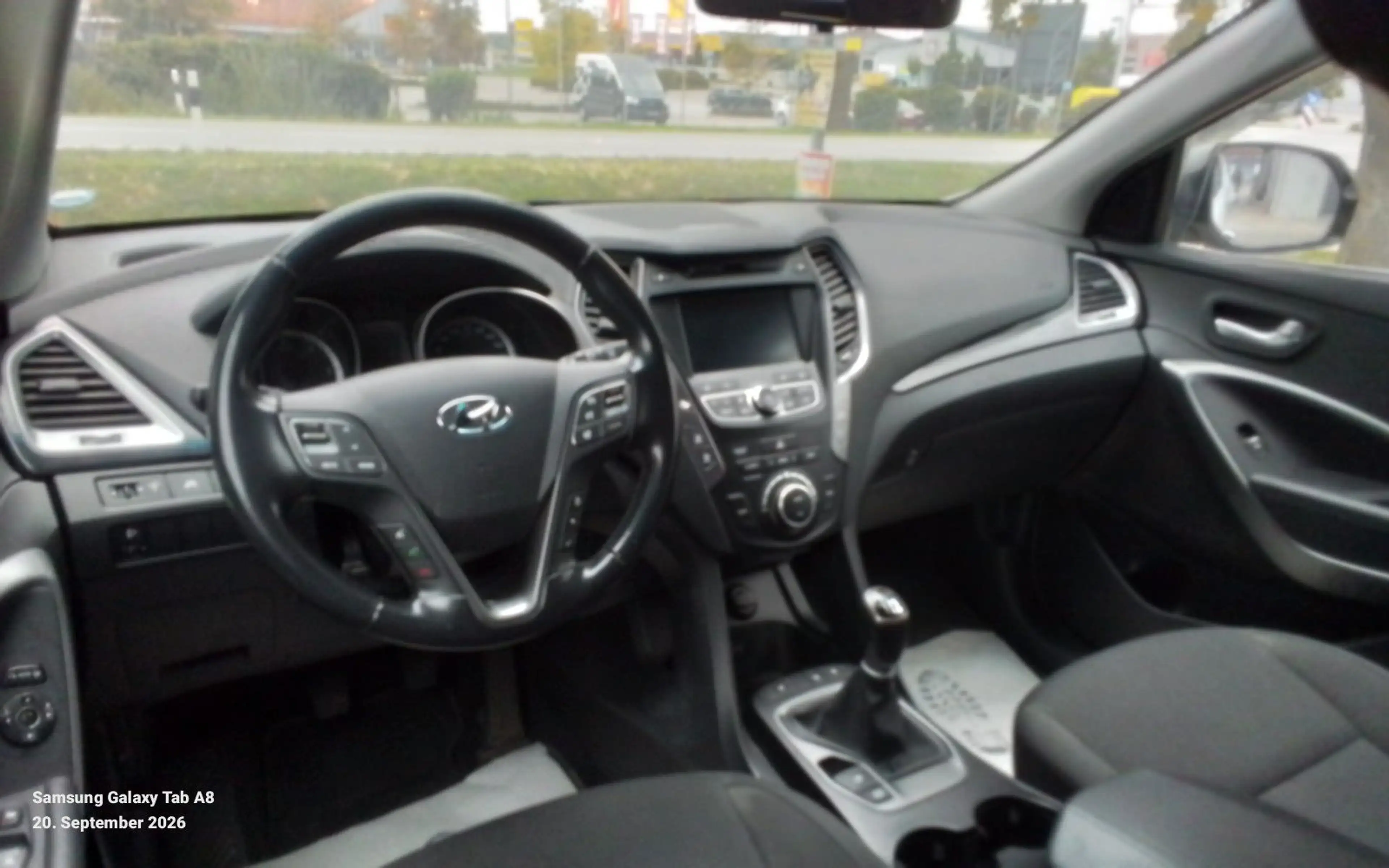Hyundai SANTA FE Premium 4WD — photo 8