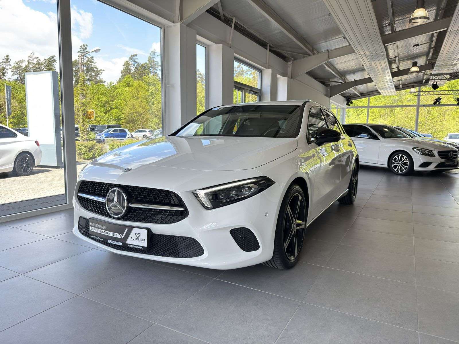 Mercedes-Benz A 200