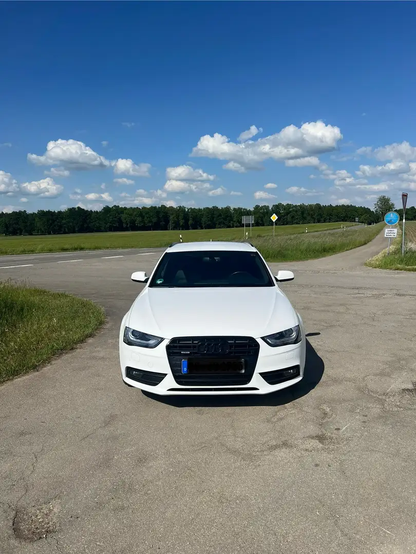 Audi A4 Avant 3.0 TDI B8 Quattro Beyaz - 1
