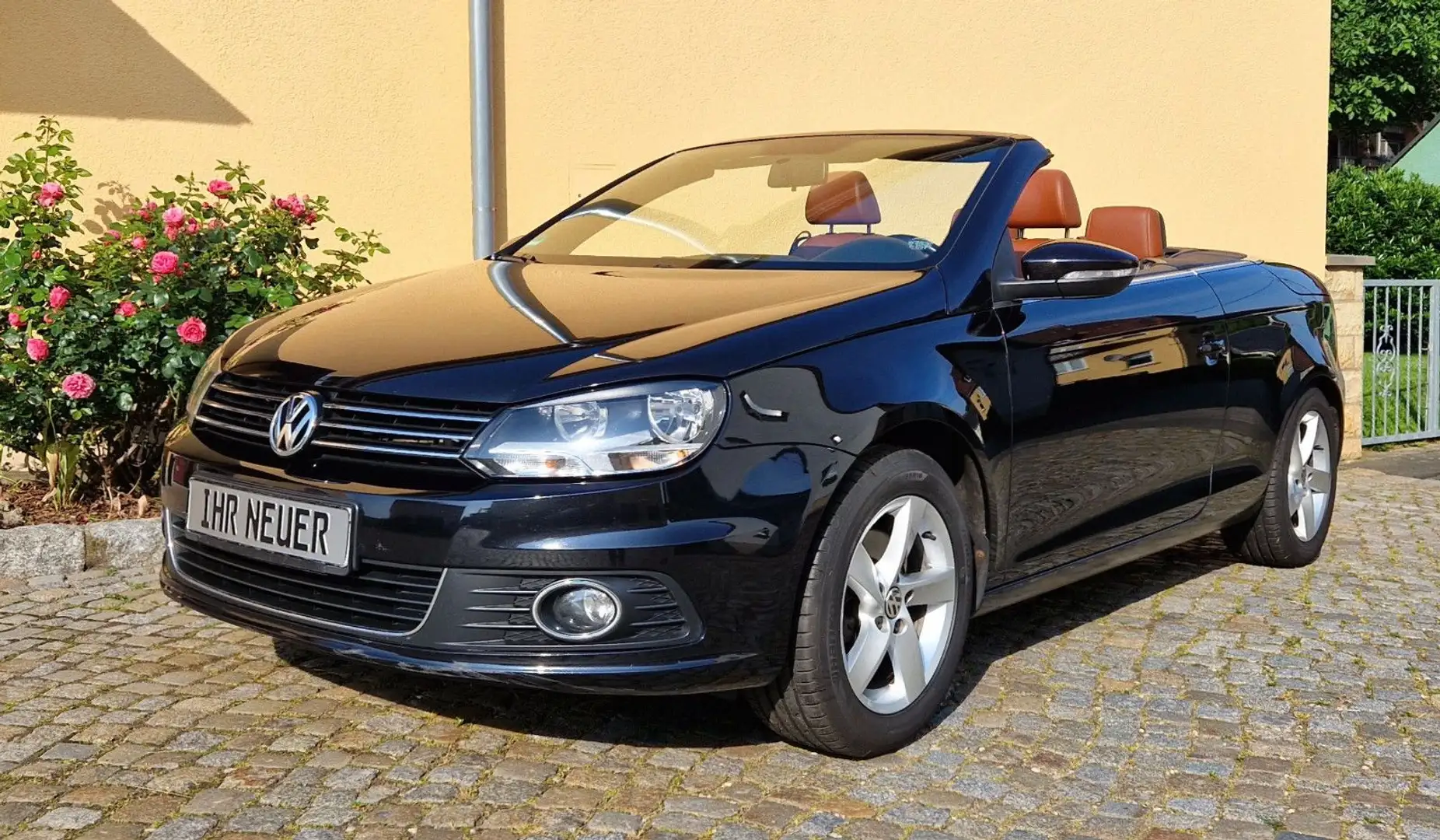 Volkswagen Eos _Leder_Climatr_Sitzh_Parkp_8 fach Alu.. Schwarz - 1