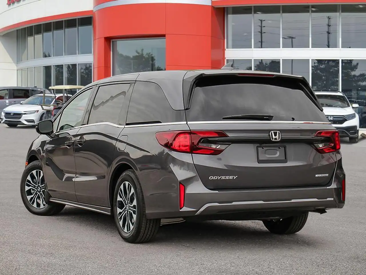 Honda Odyssey снимка Honda Odyssey