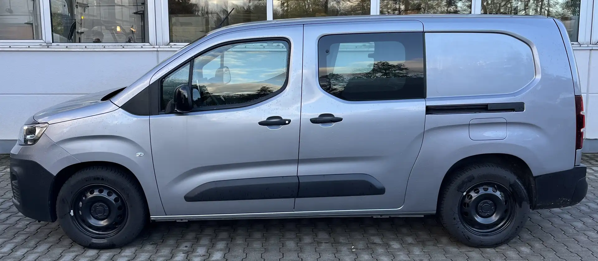 Fiat E-Doblò Multicab L2 50kWh Klima PDC Sitzheizung Grau - 2