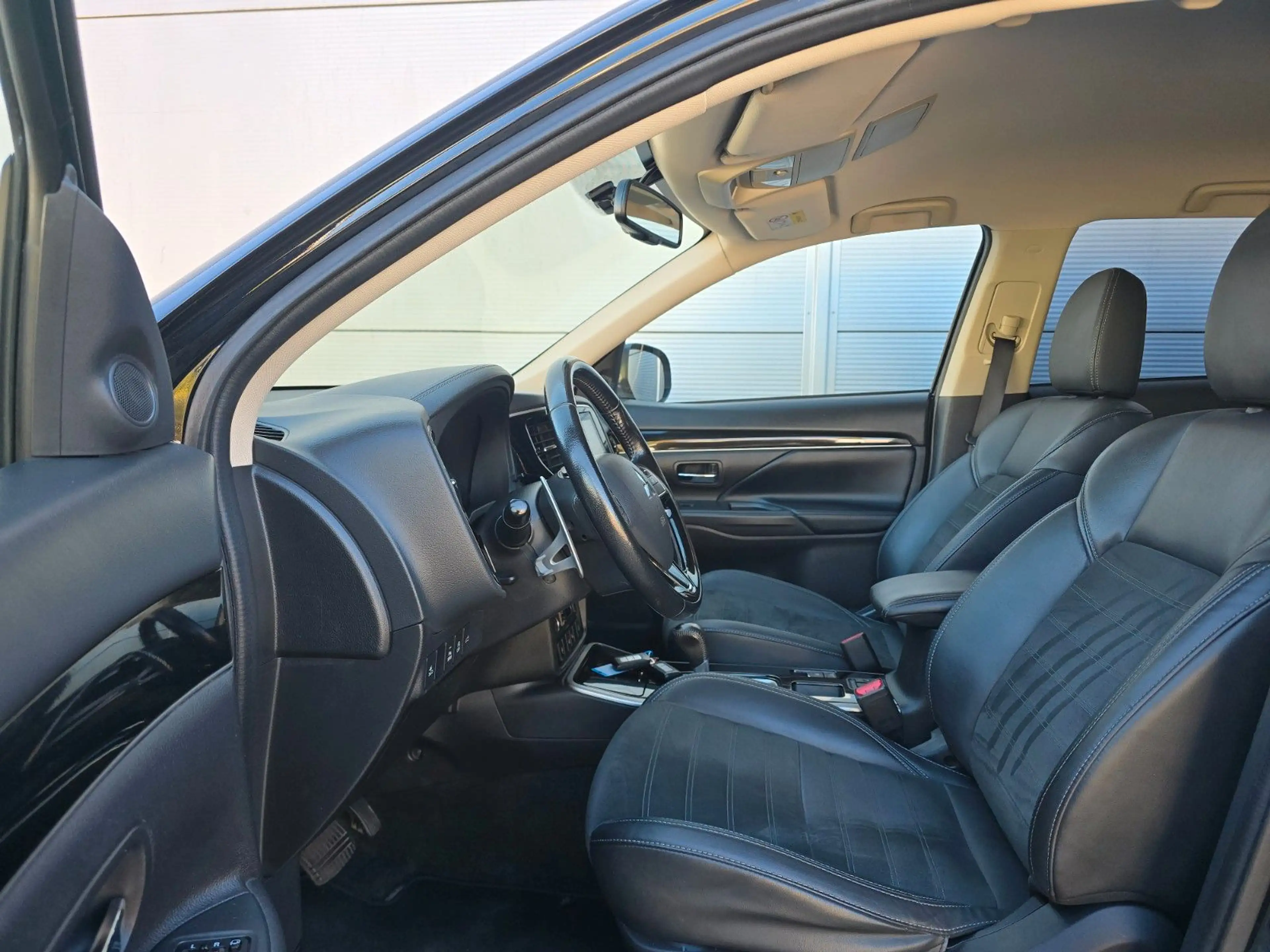 Mitsubishi Outlander Diamant+ (Garantie bis 02/2028) — photo 14