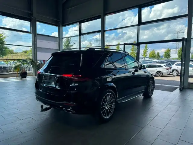 Mercedes-Benz Gle view 6