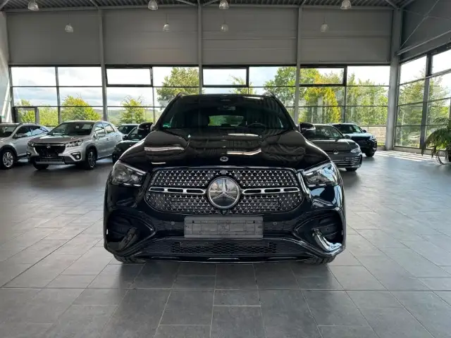 Mercedes-Benz Gle view 3