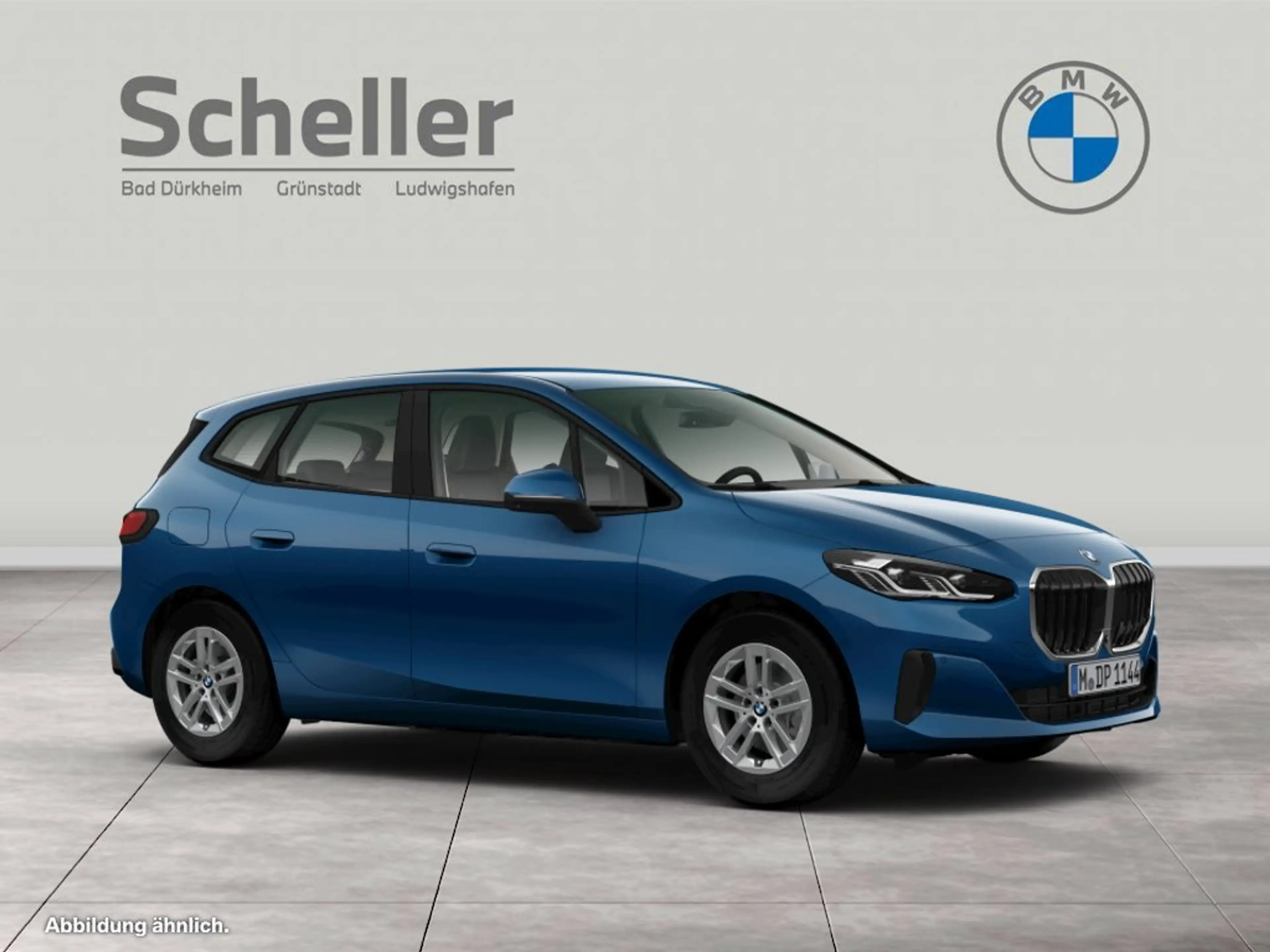 BMW 218 i Active Tourer — photo 10