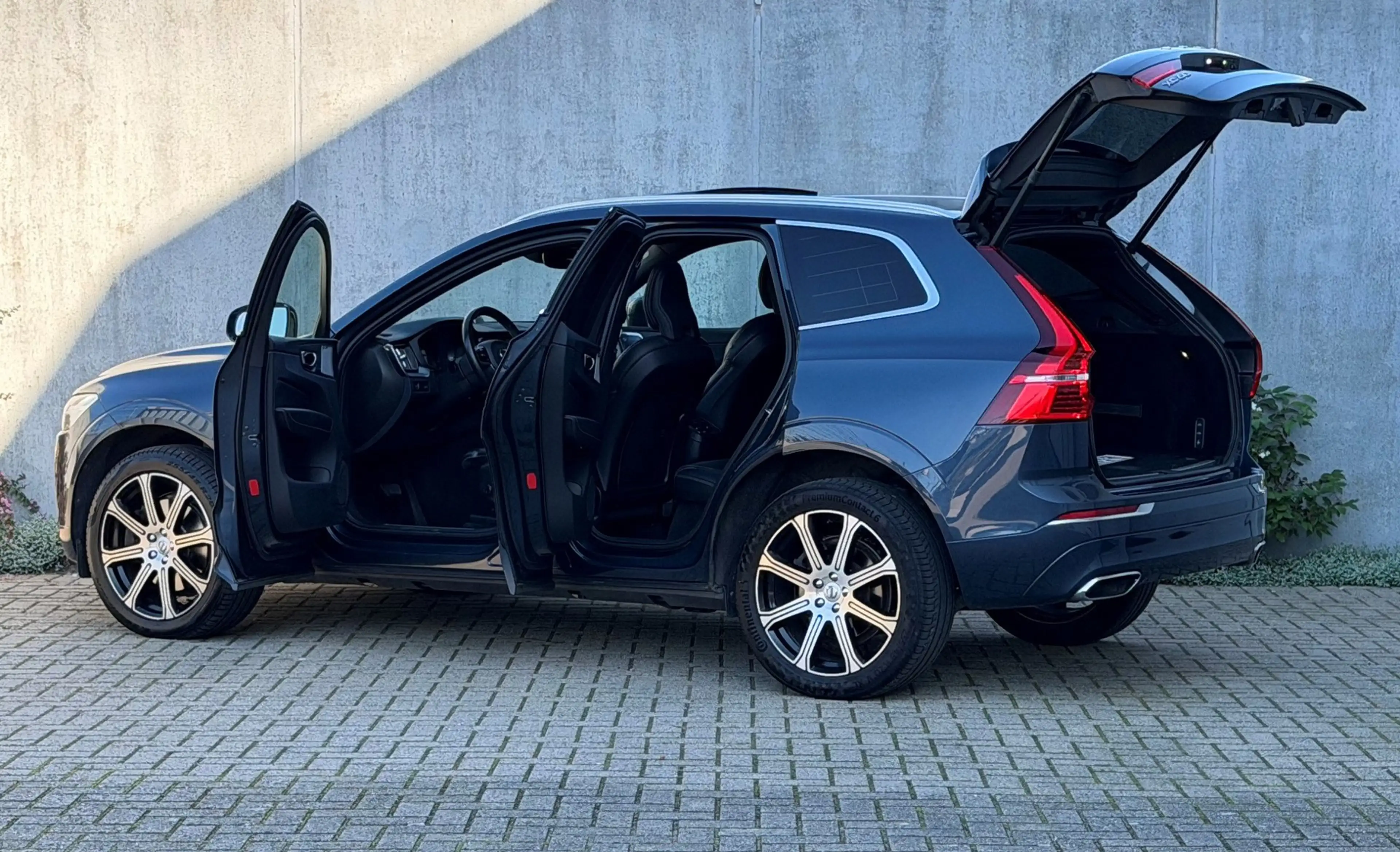 Volvo XC60 2.0 B4 AWD Inscription HuD 360' Luchtv. B&W Nappa — photo 8