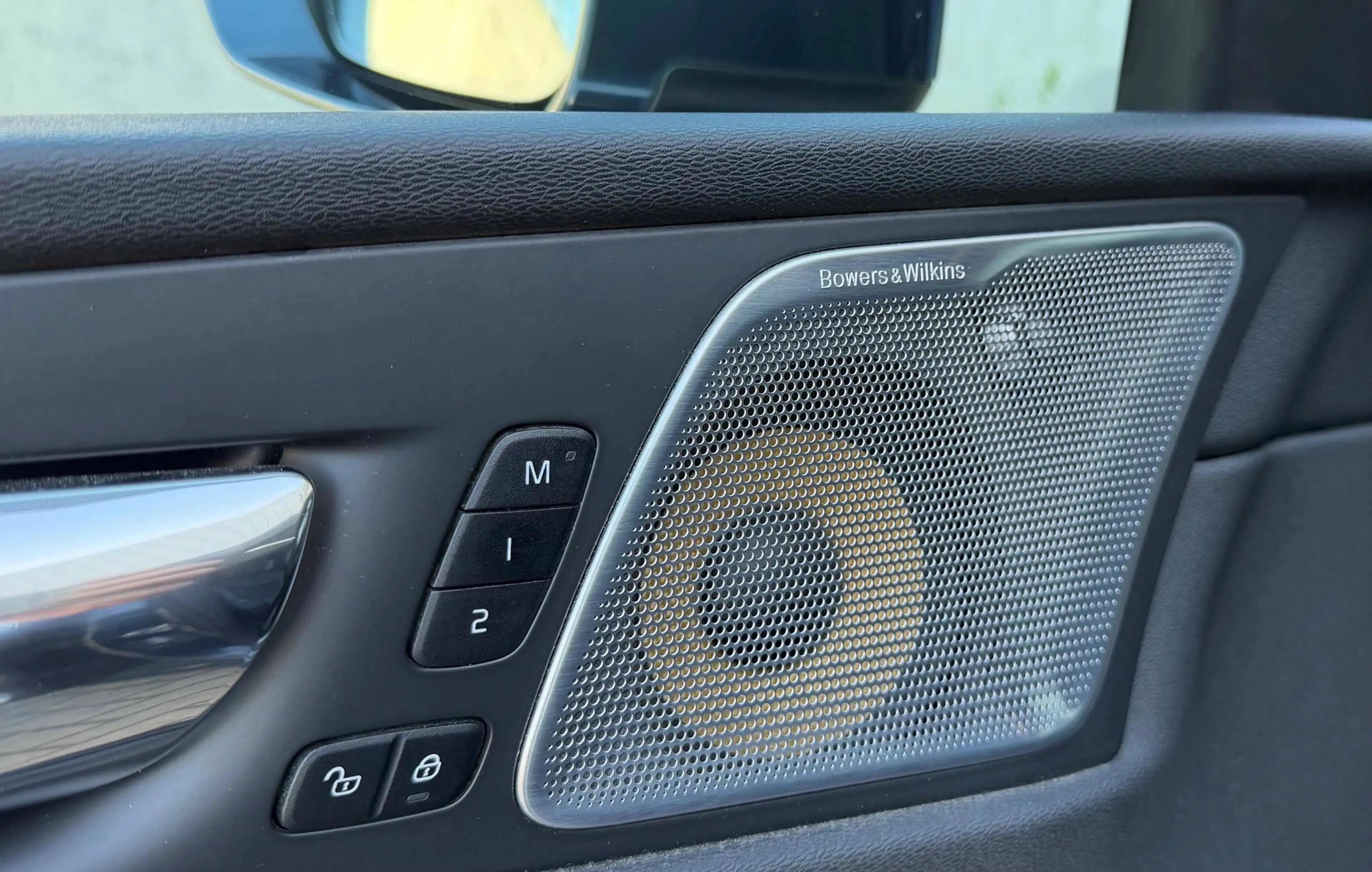 Volvo XC60 2.0 B4 AWD Inscription HuD 360' Luchtv. B&W Nappa — photo 26