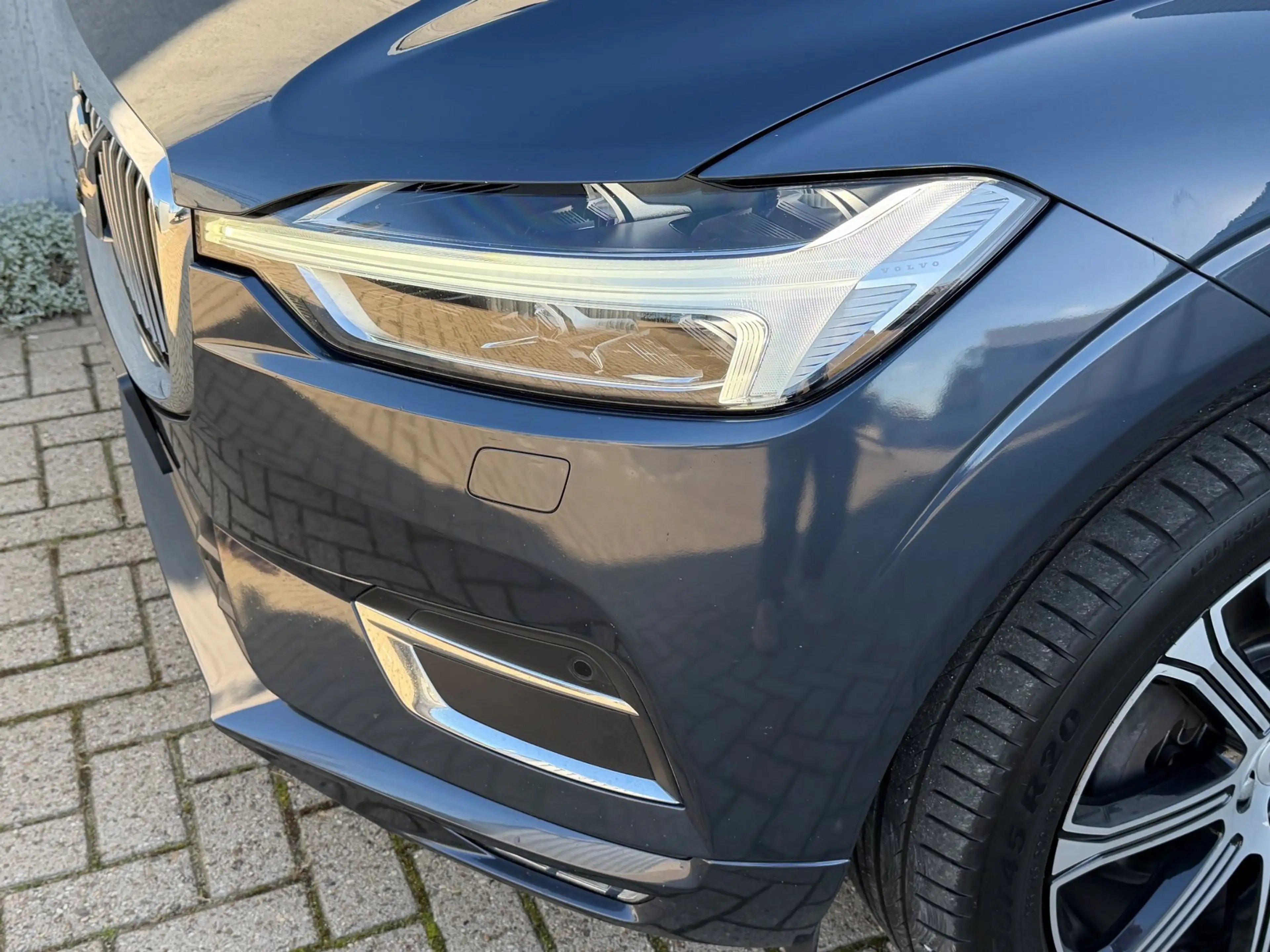 Volvo XC60 2.0 B4 AWD Inscription HuD 360' Luchtv. B&W Nappa — photo 29