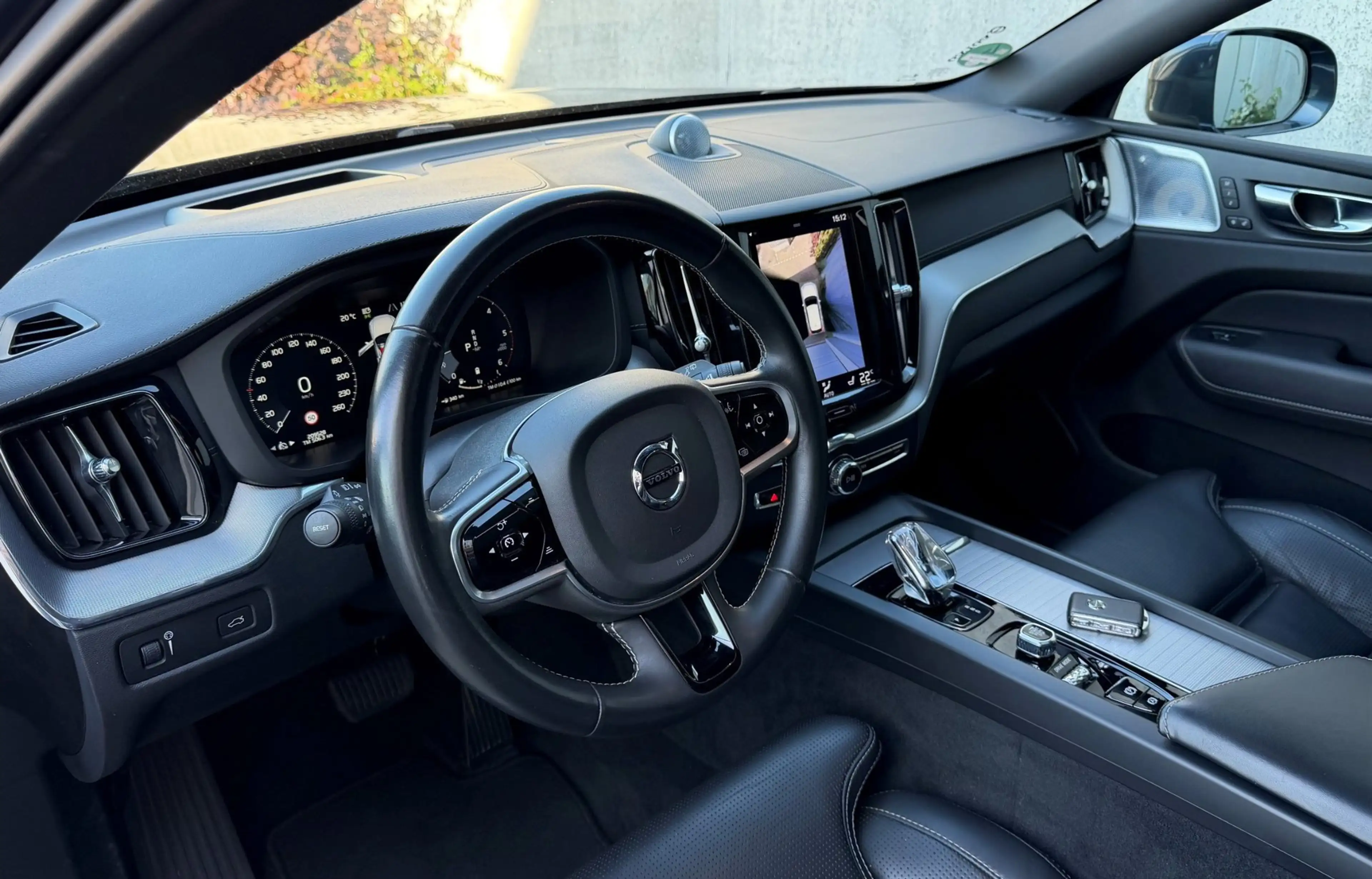 Volvo XC60 2.0 B4 AWD Inscription HuD 360' Luchtv. B&W Nappa — photo 9