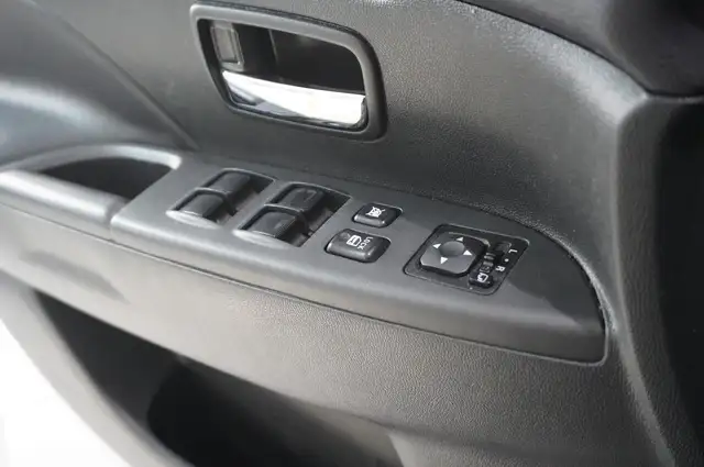 Mitsubishi ASX view 17
